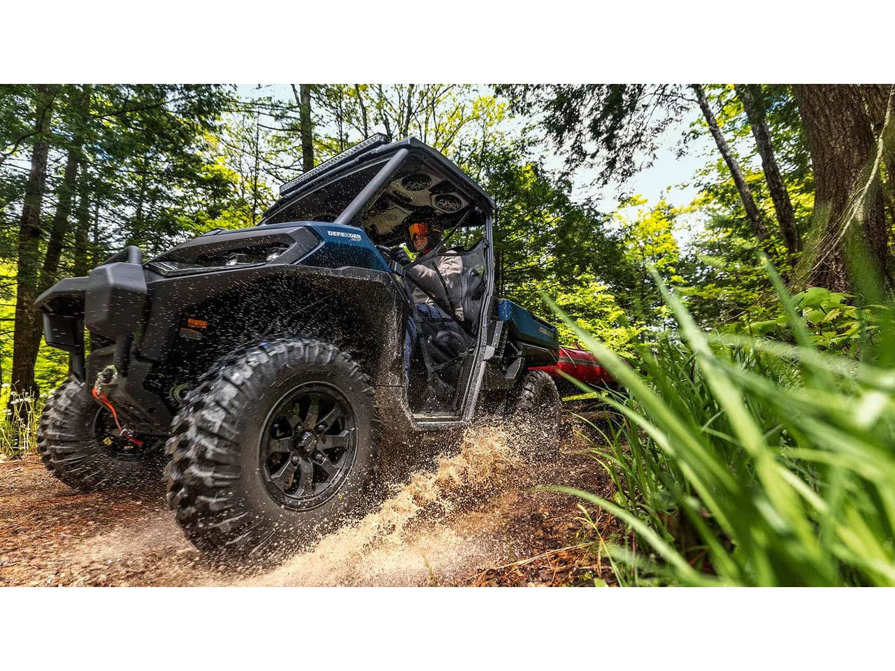 2026 Can-Am Defender XT CAB HD11 with 10.25 in. touchscreen display - media 18