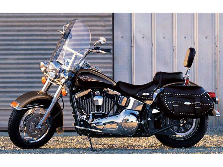 2005 Harley-Davidson FLSTC/FLSTCI Heritage Softail® Classic - media 2
