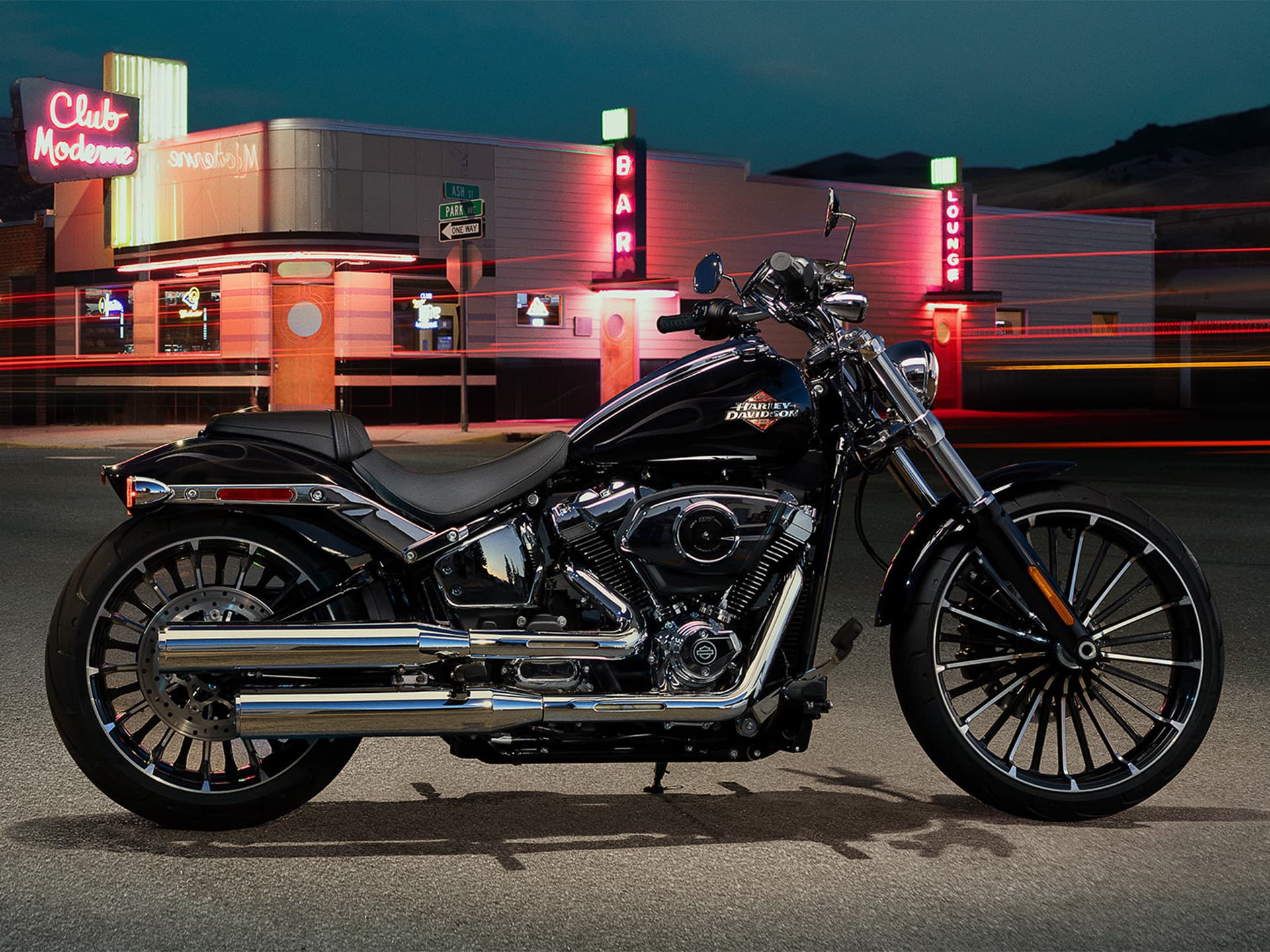 2025 Harley-Davidson Breakout® - media 9