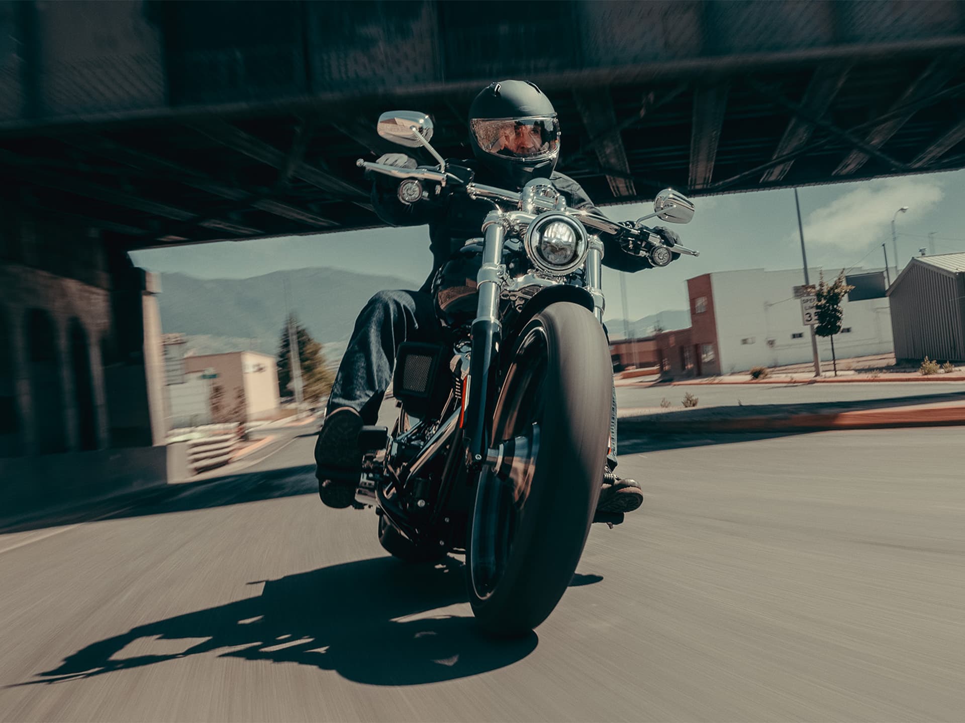 2025 Harley-Davidson Breakout® - media 10