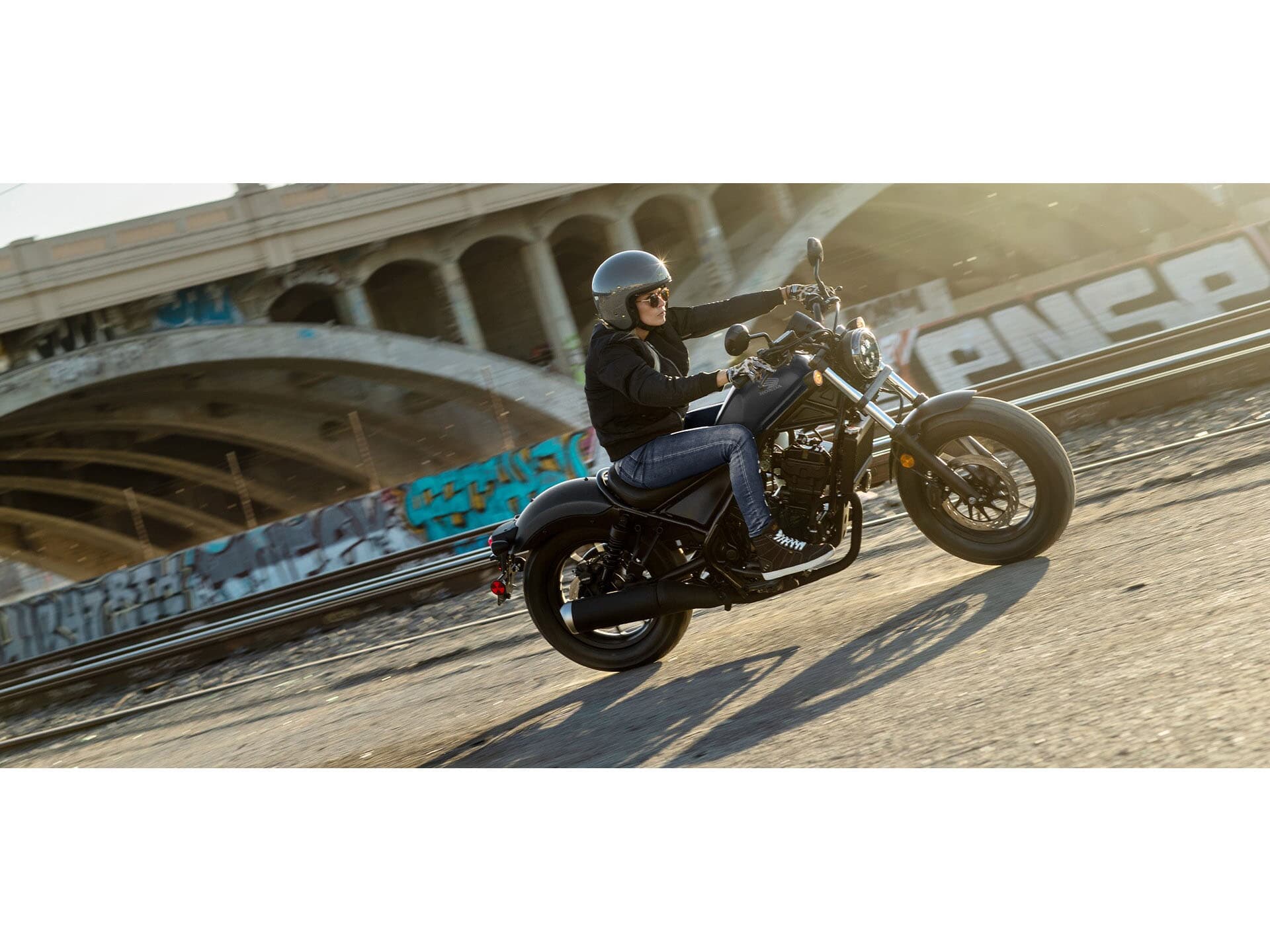 2026 Honda Rebel 300 E-Clutch - media 12