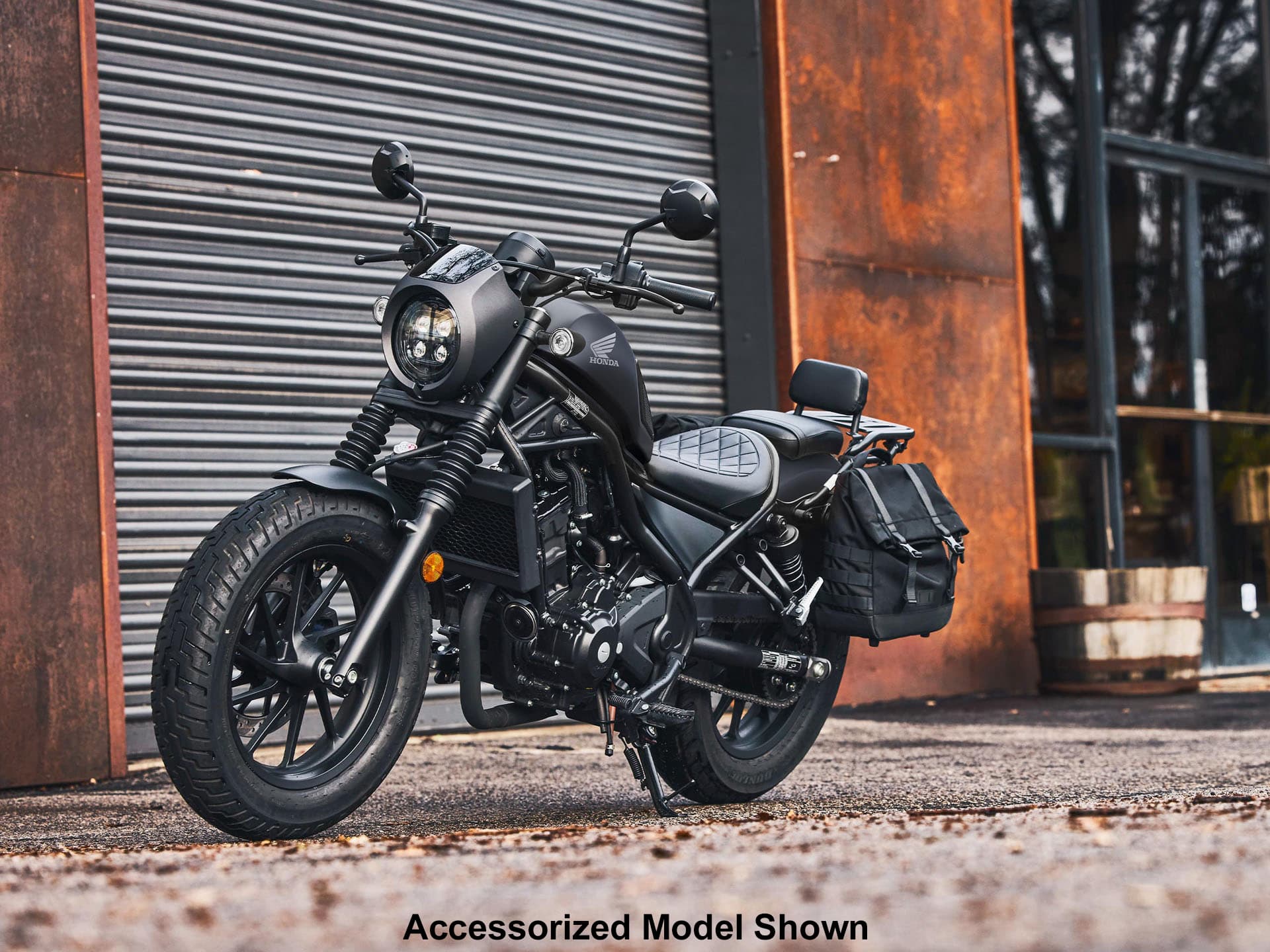 2026 Honda Rebel 300 E-Clutch - media 15