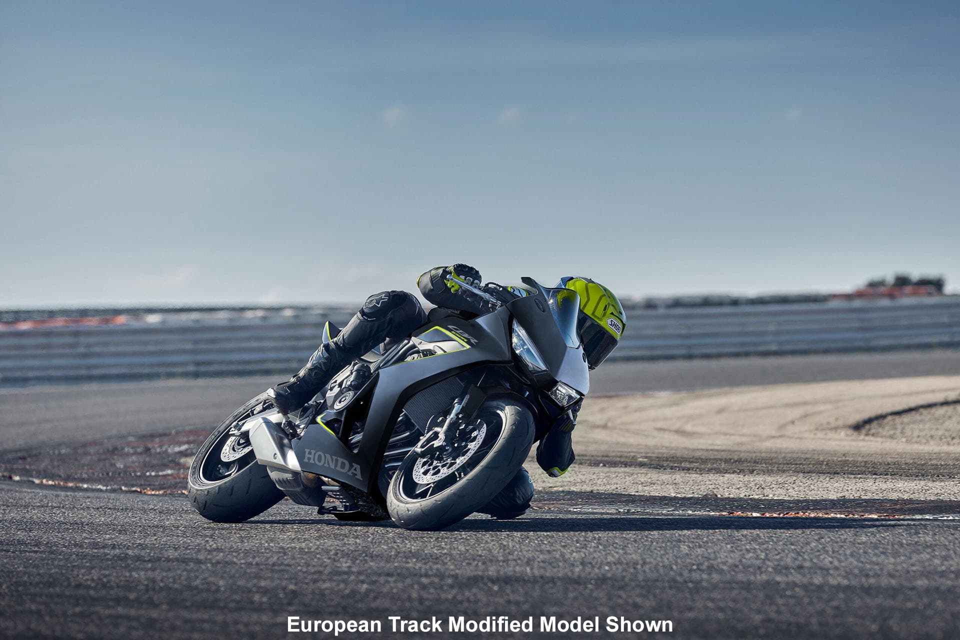 2026 Honda CBR650R E-Clutch - media 8