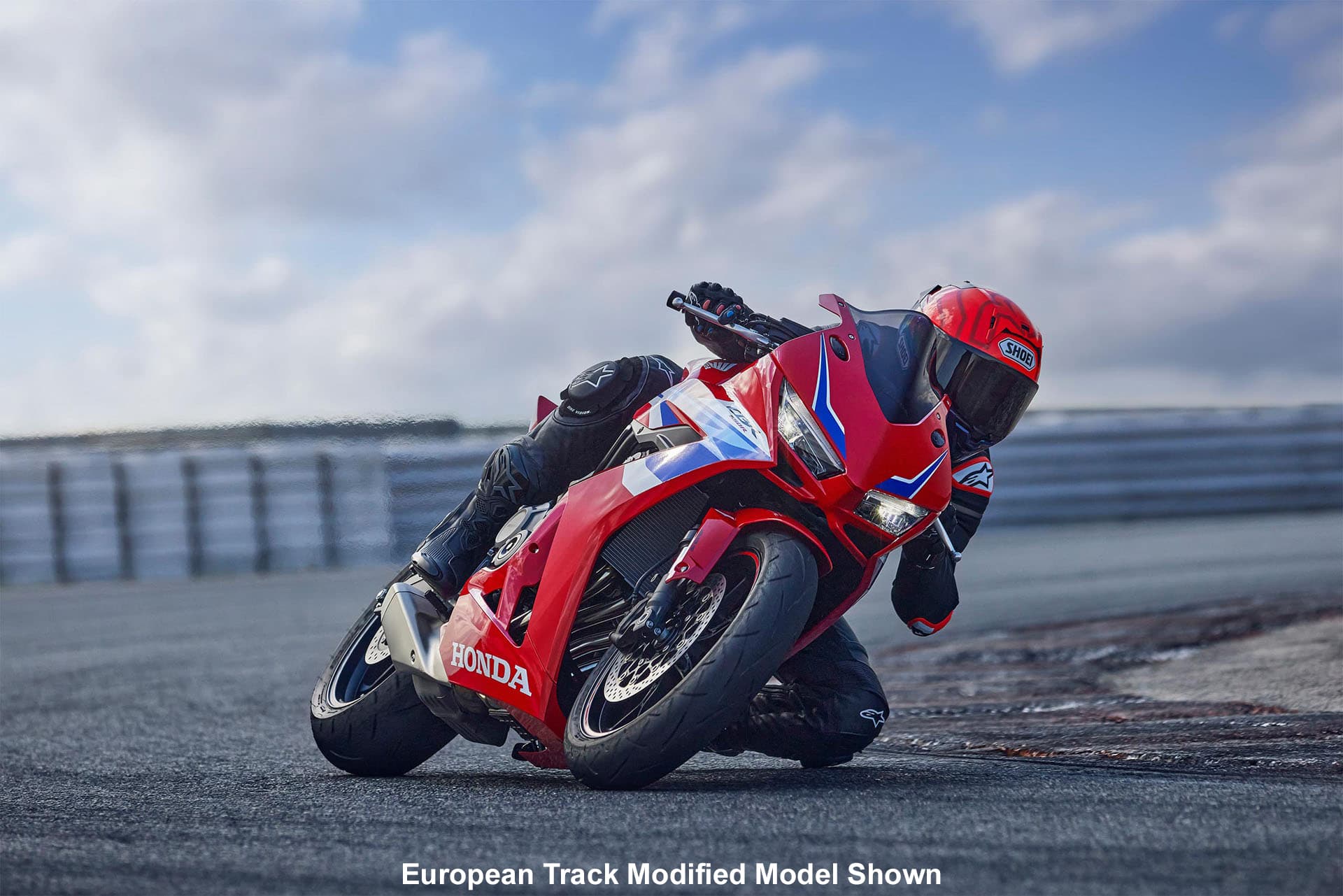 2026 Honda CBR650R E-Clutch - media 11