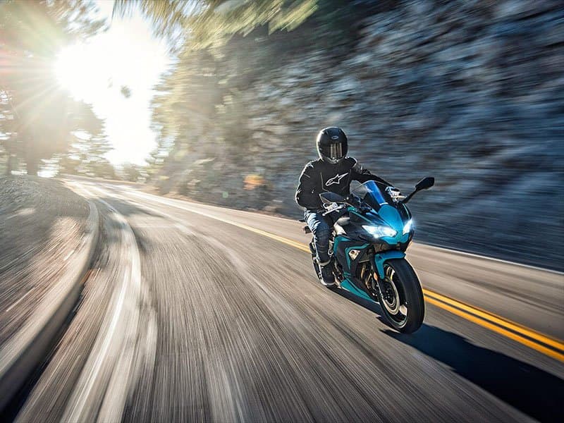 2021 Kawasaki Ninja 650 ABS - media 11