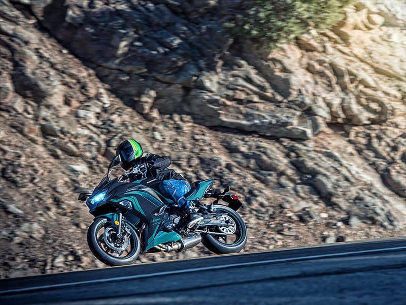 2021 Kawasaki Ninja 650 ABS - media 12
