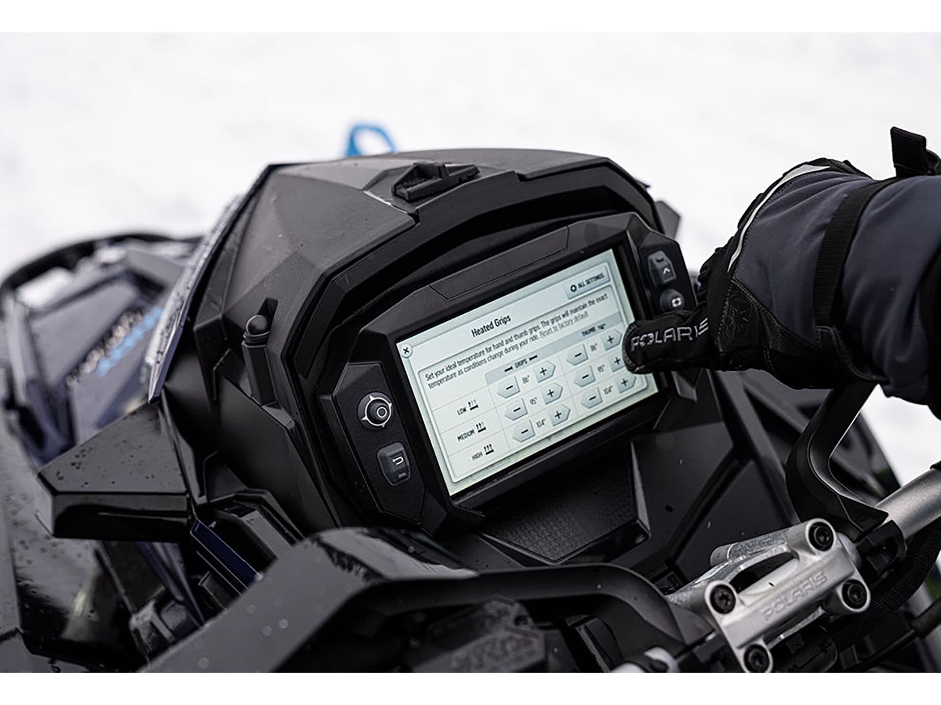 2025 Polaris Patriot Boost INDY VR1 137 SC ES - media 3