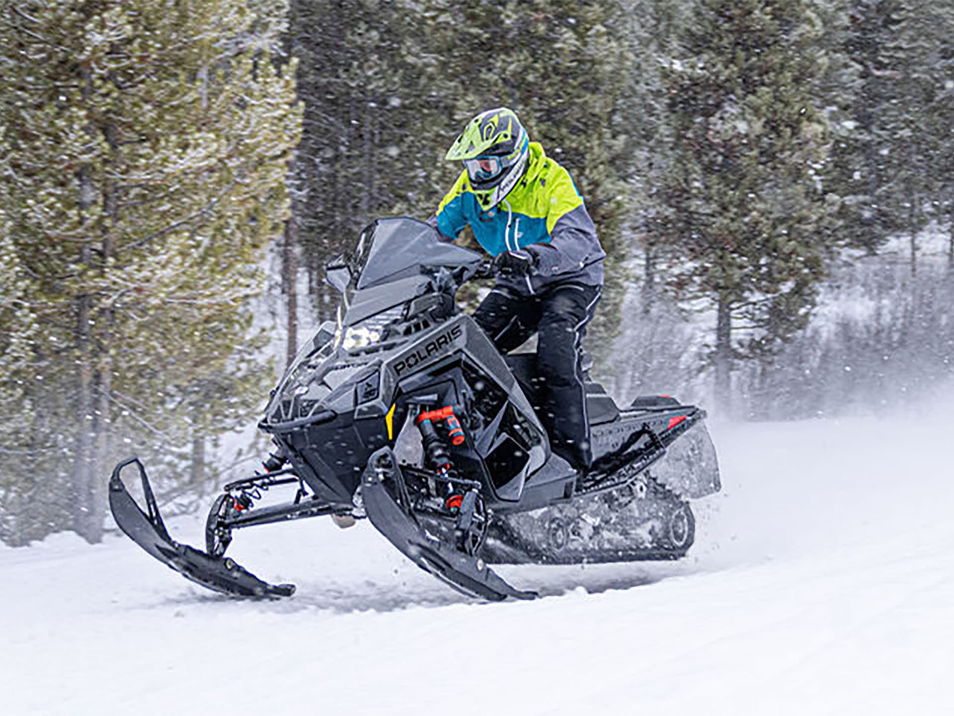 2025 Polaris Patriot Boost INDY VR1 137 SC ES - media 9