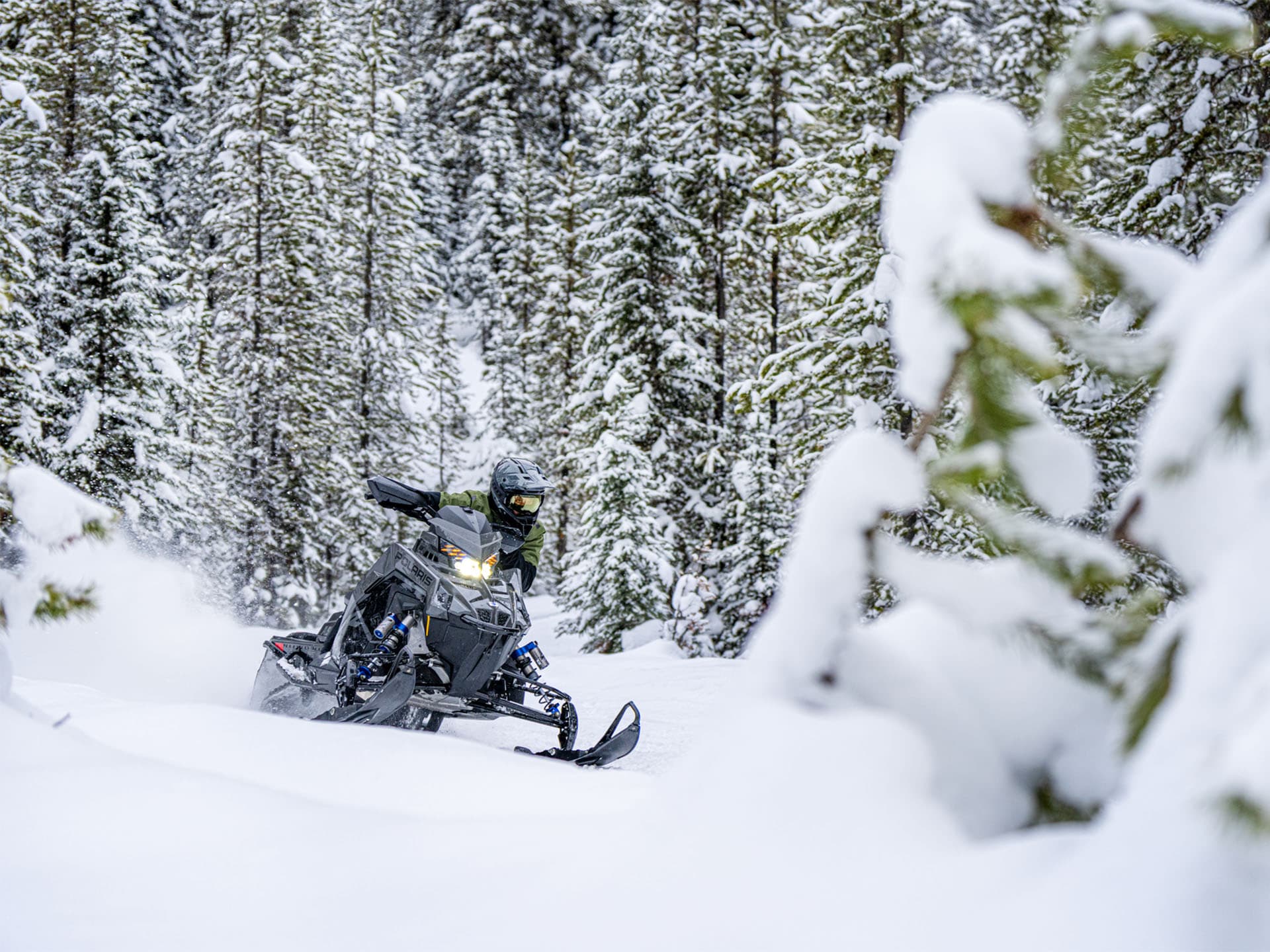 2025 Polaris Patriot Boost Switchback Assault 146 SC ES - media 5