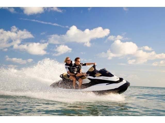 2013 Sea-Doo GTX S™ 155 - media 10
