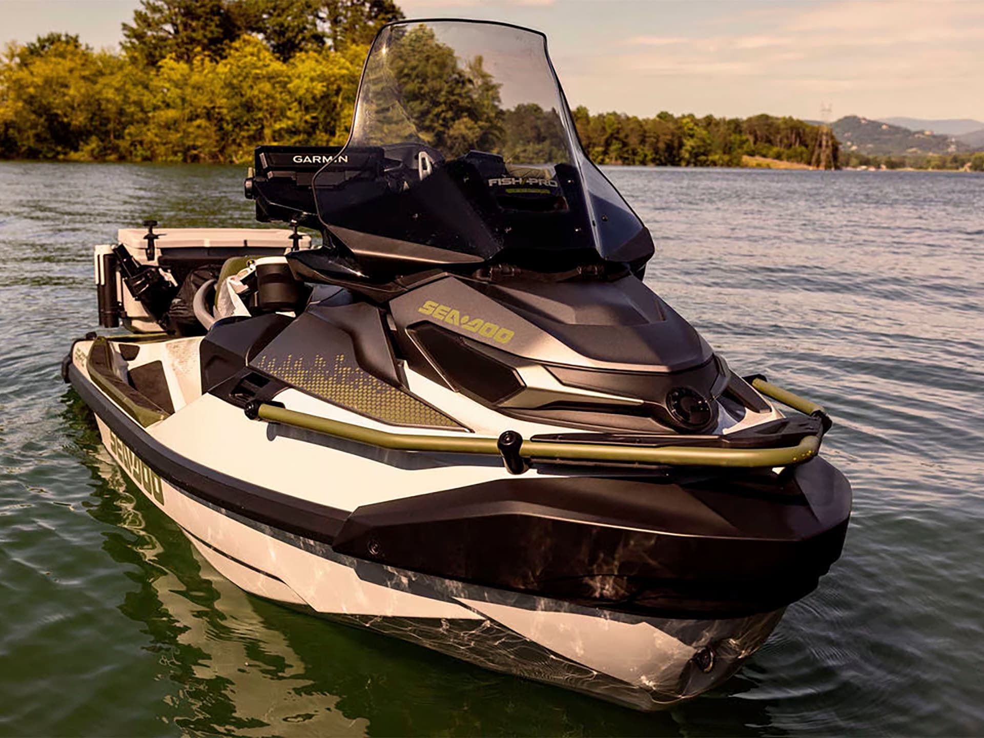 2025 Sea-Doo FishPro Apex 300 - media 15