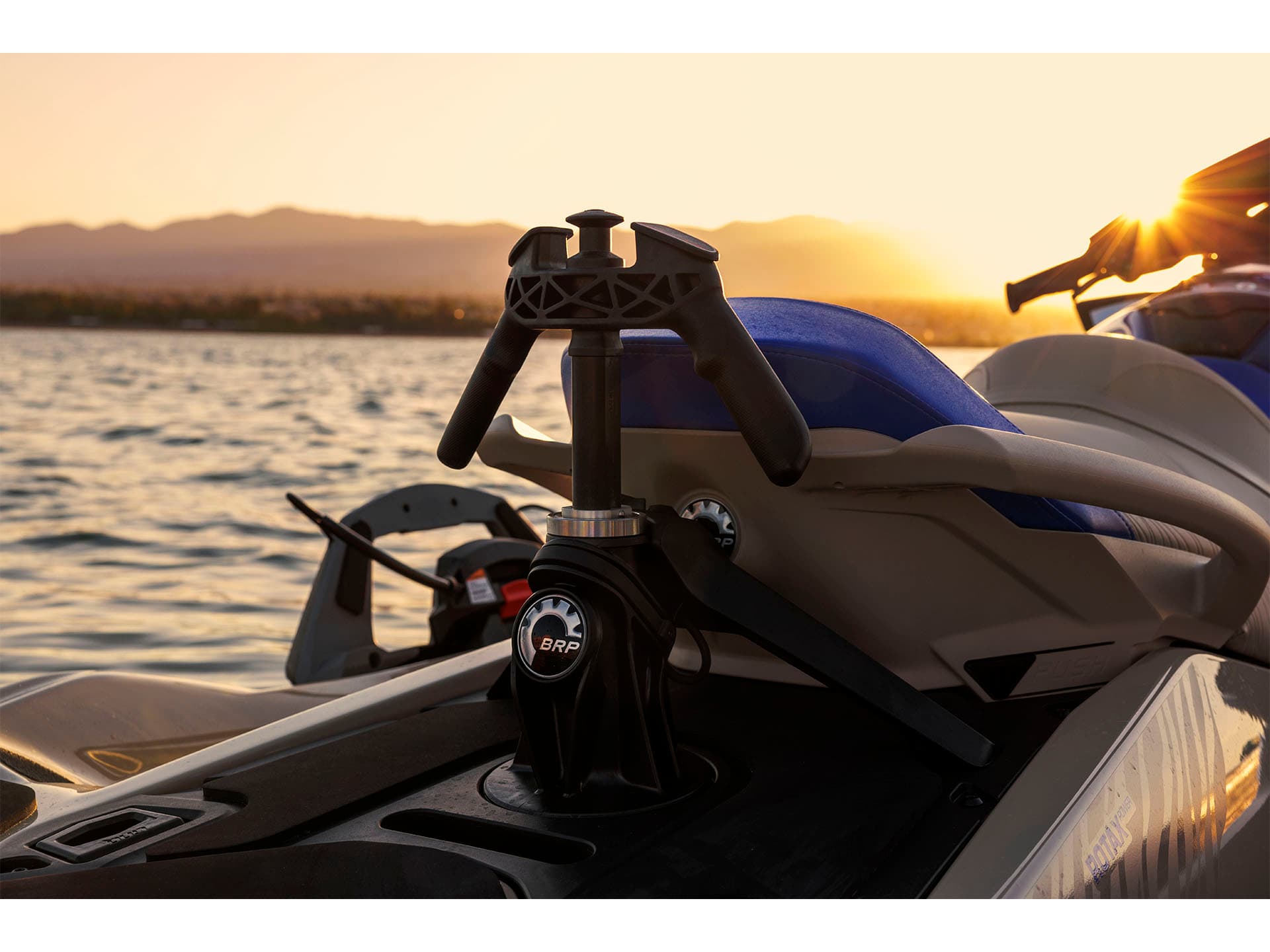 2025 Sea-Doo Wake Pro 230 - media 9