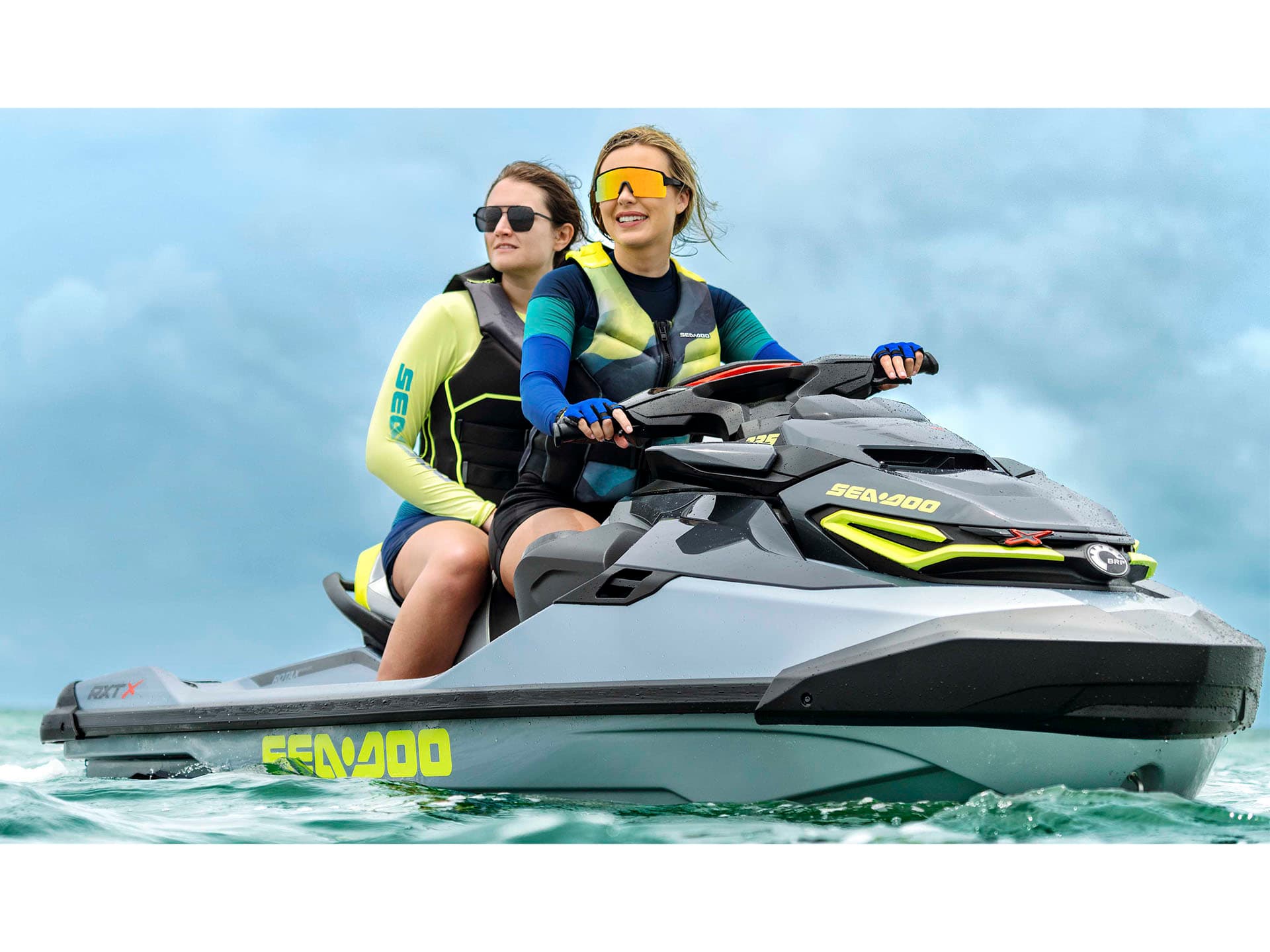2026 Sea-Doo RXT-X 325 + Tech Package - media 9