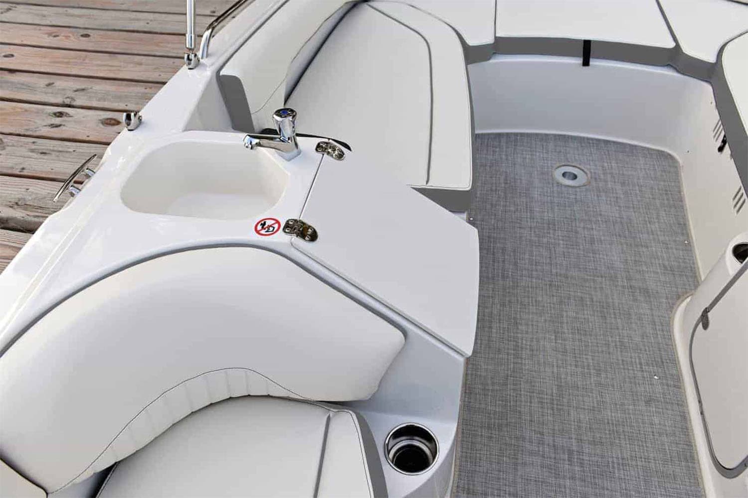 2025 Stingray 192SC - media 8