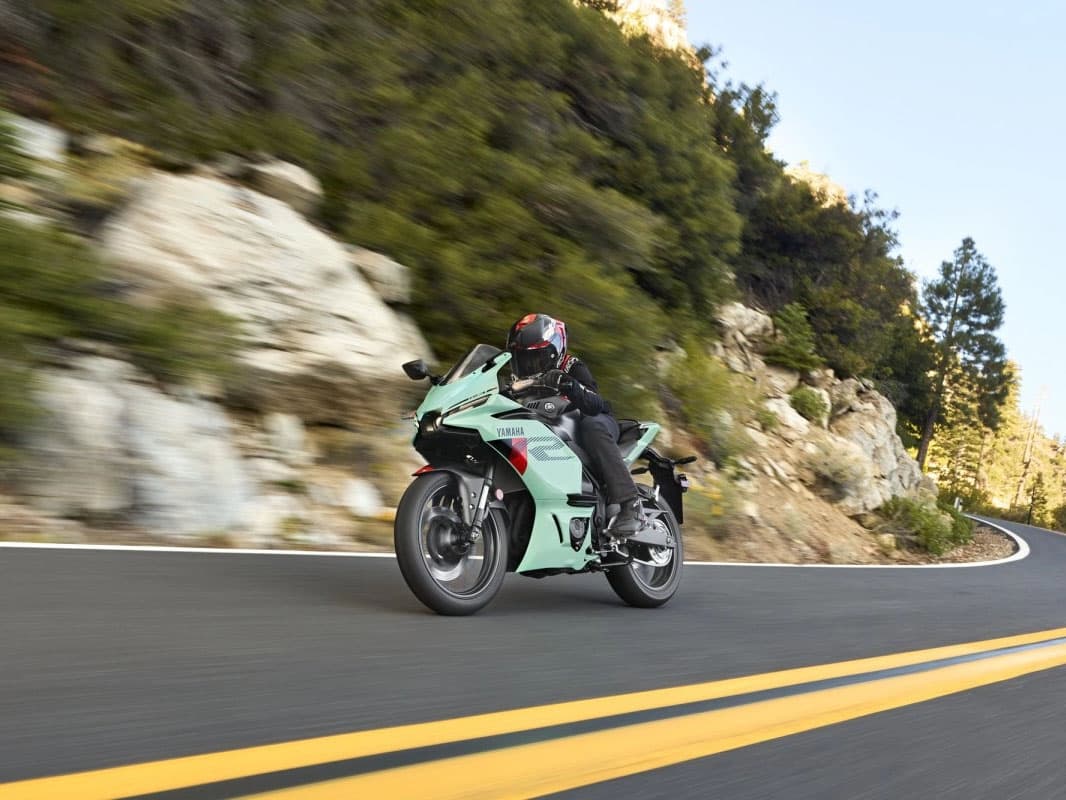 2026 Yamaha YZF-R3 - media 17