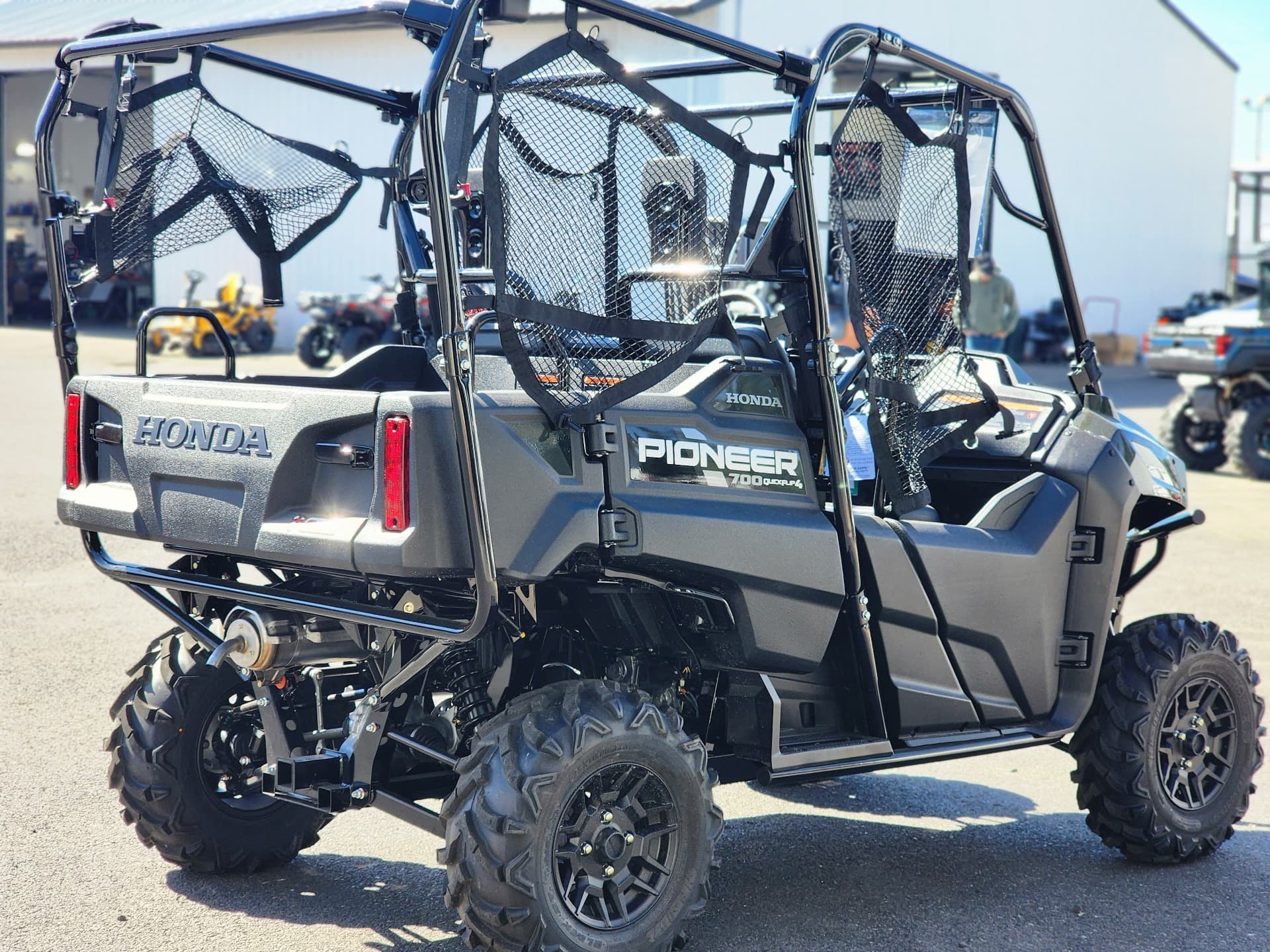 2025 Honda Pioneer 700-4 Deluxe - media 6