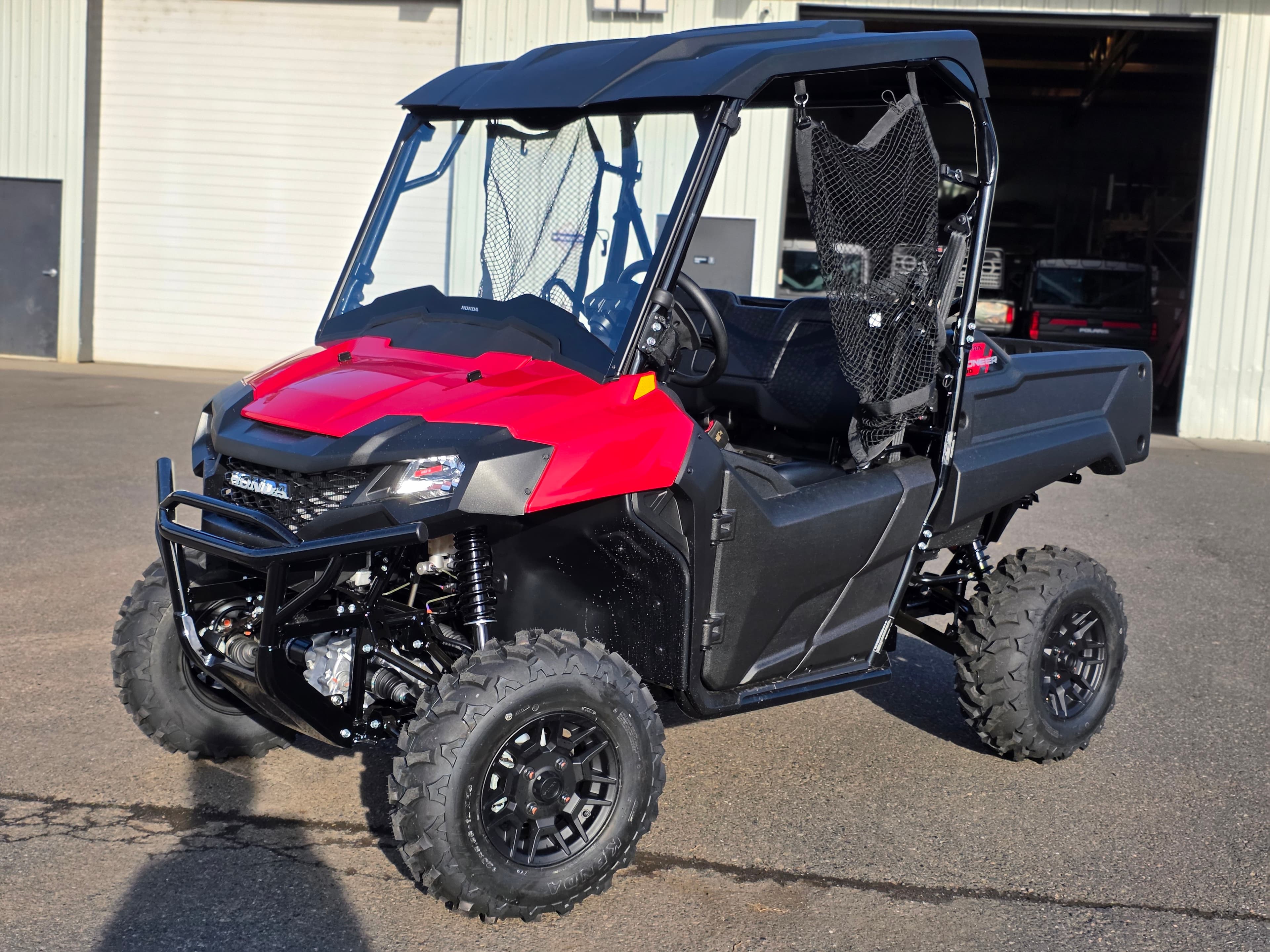 2026 Honda Pioneer 700 Deluxe - media 2