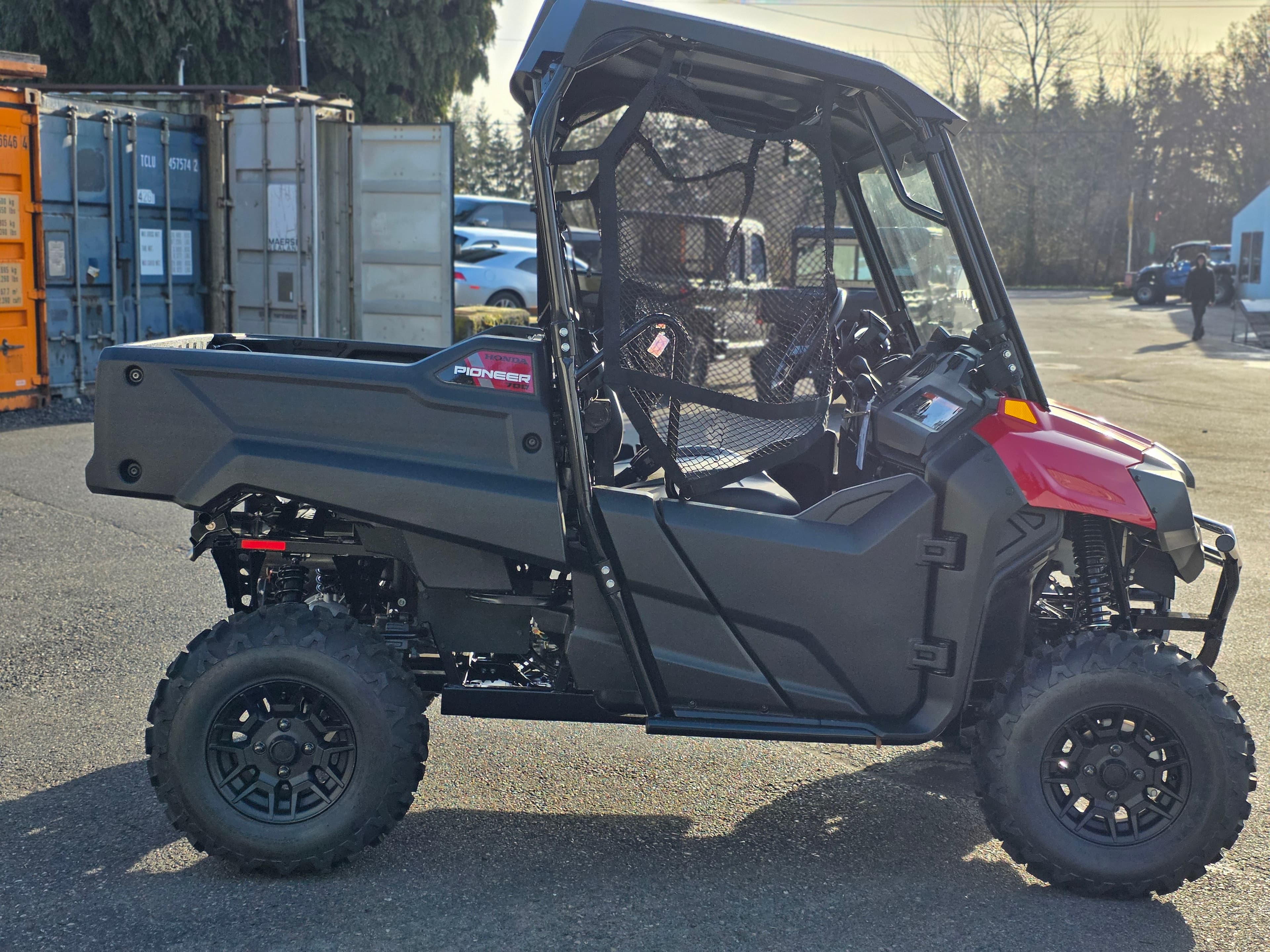 2026 Honda Pioneer 700 Deluxe - media 5