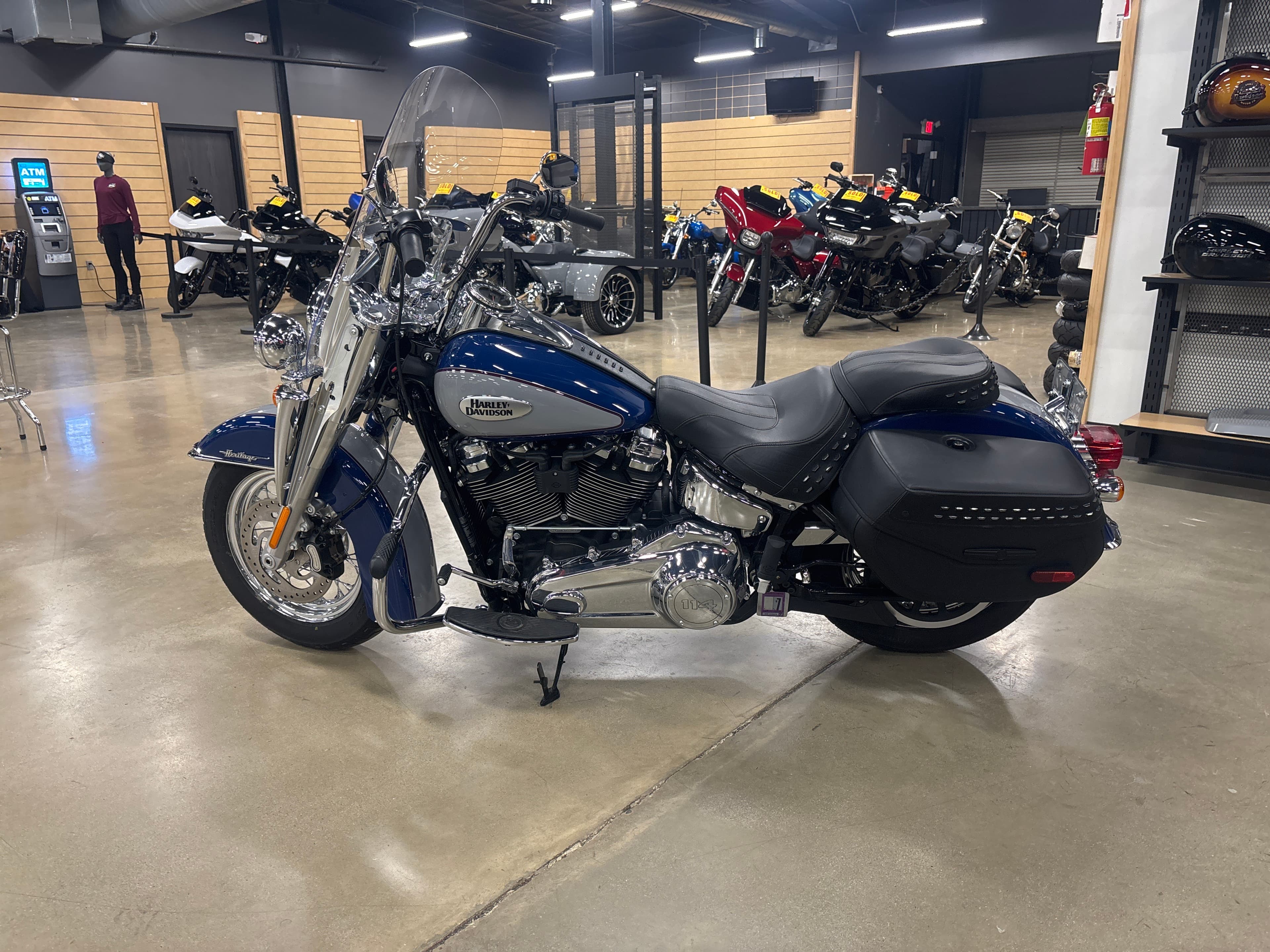 2023 Harley-Davidson Heritage Classic 114 - media 3