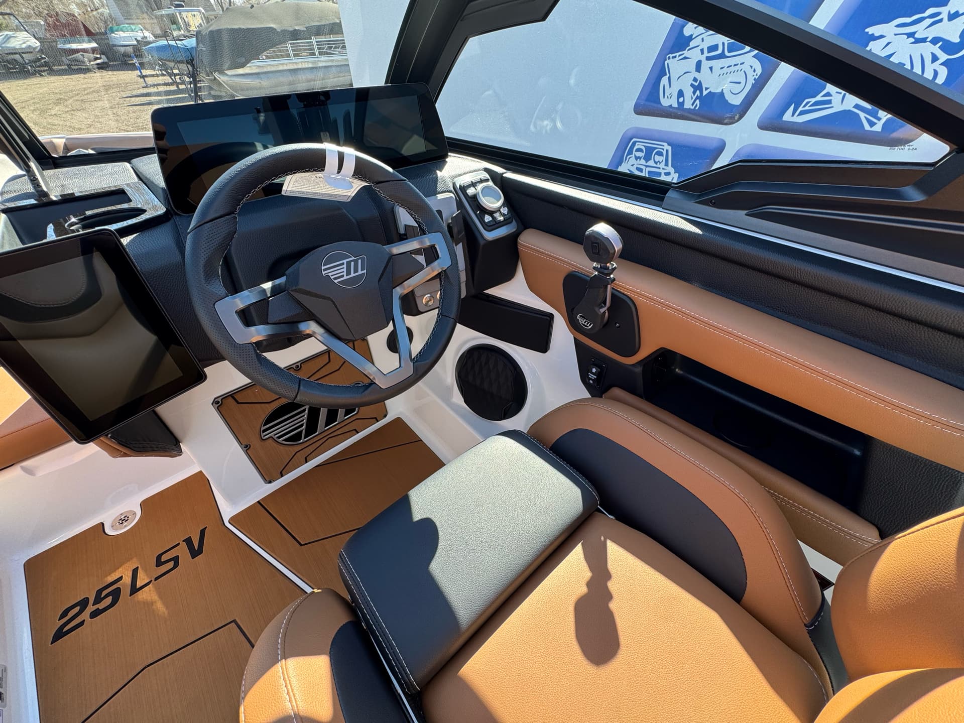 2025 Malibu Wakesetter 25 LSV - media 16