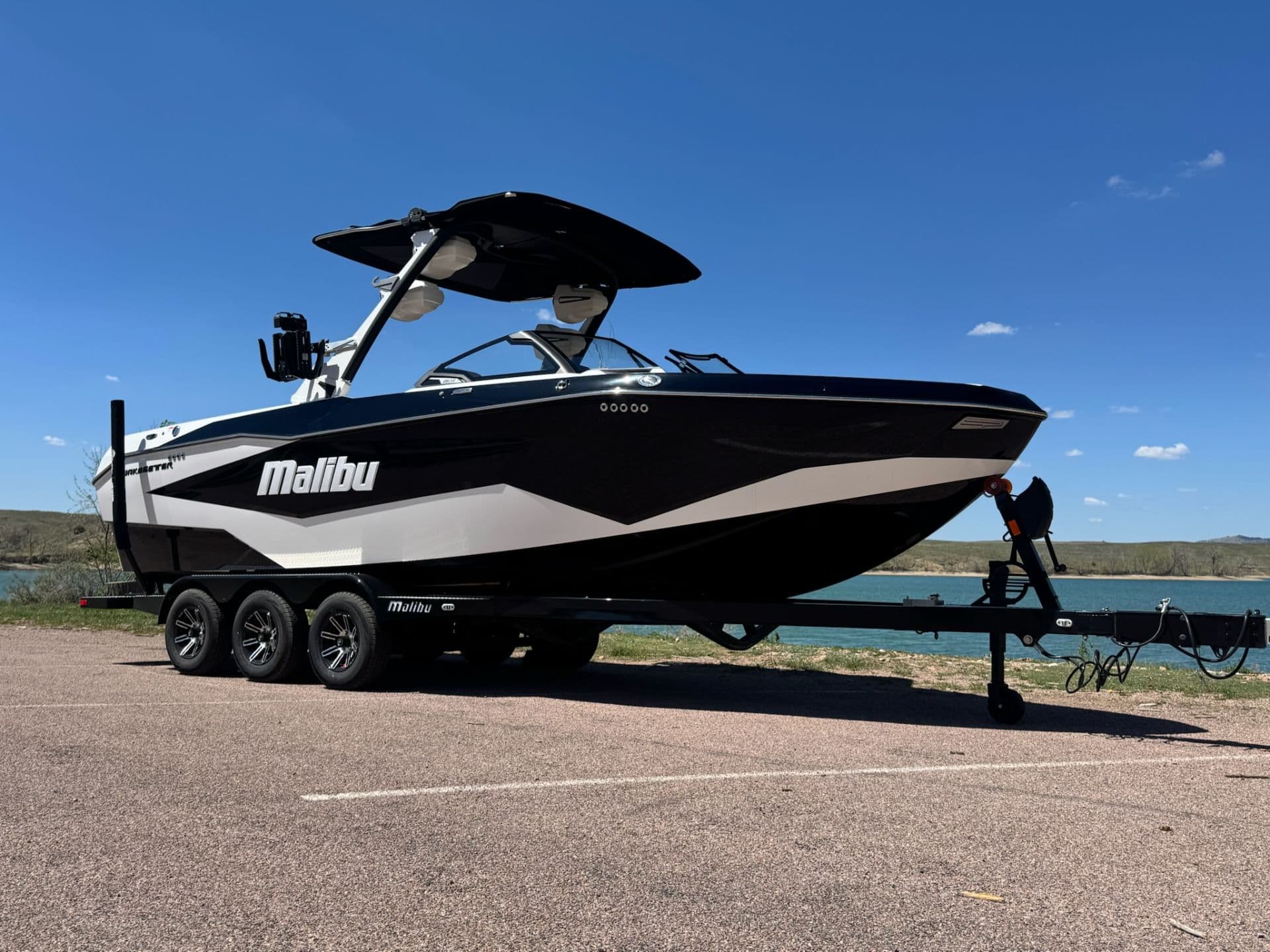 2025 Malibu Wakesetter 25 LSV - media 7