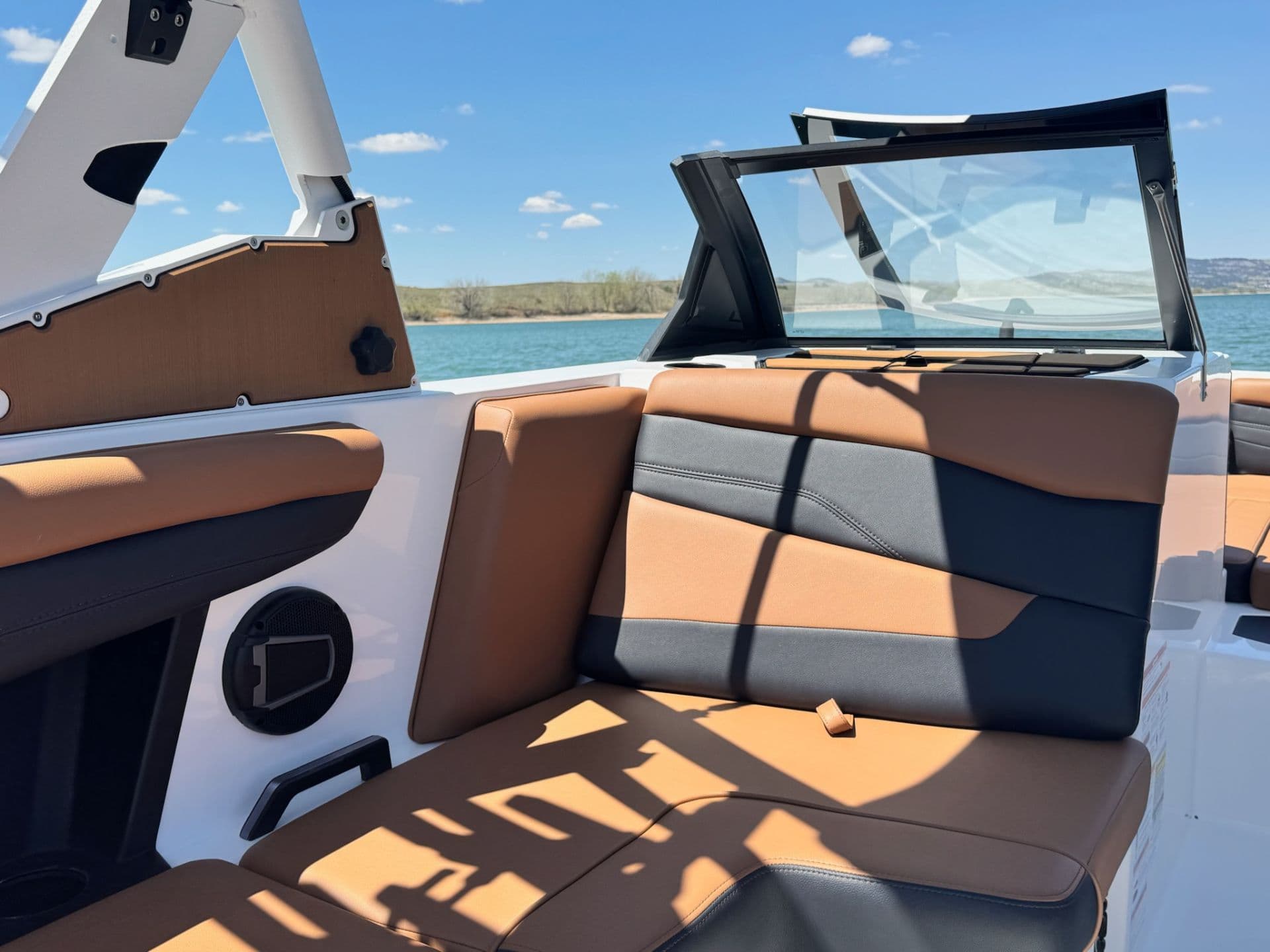 2025 Malibu Wakesetter 25 LSV - media 24
