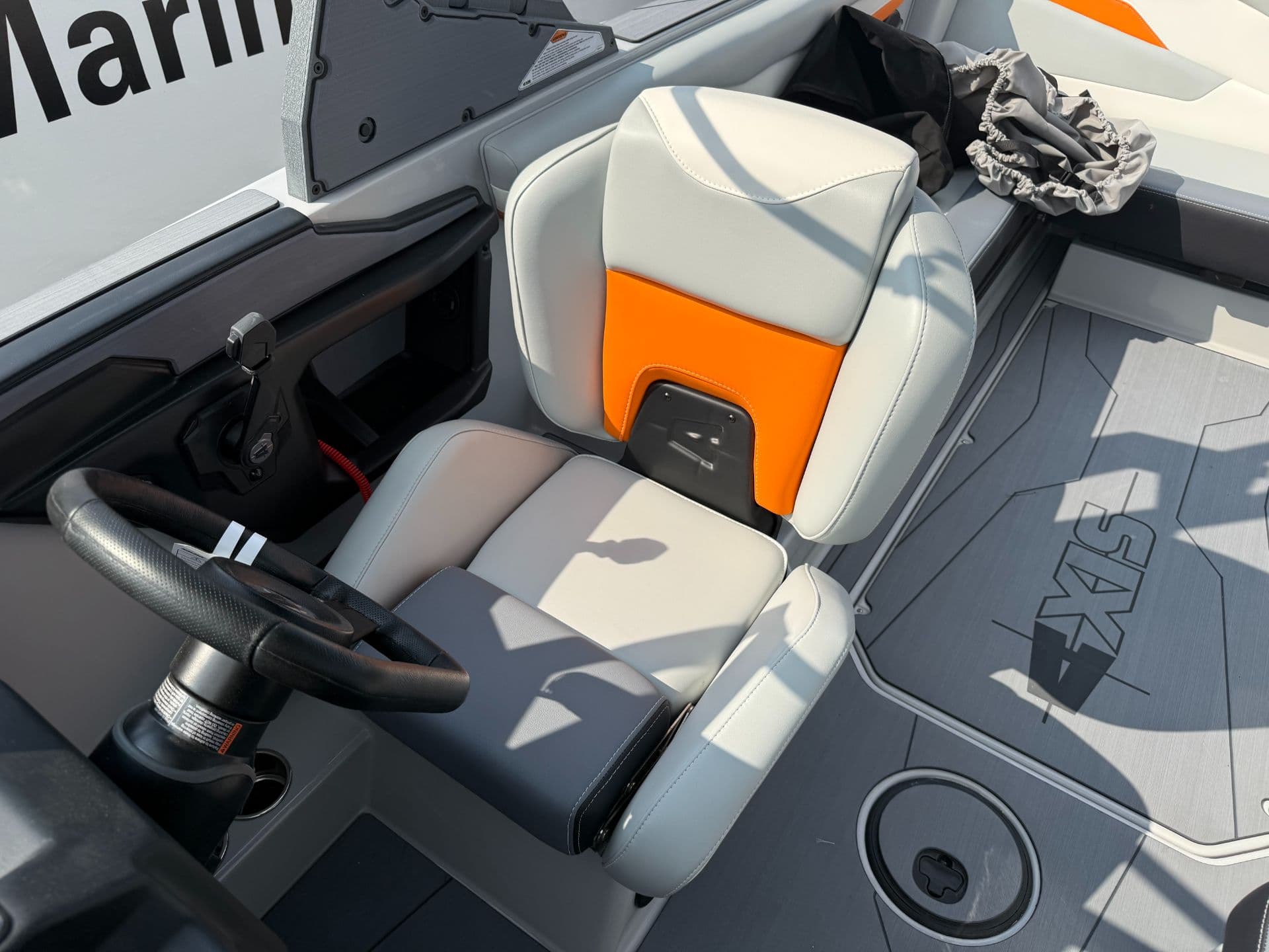 2026 Axis Axis T235 - media 21