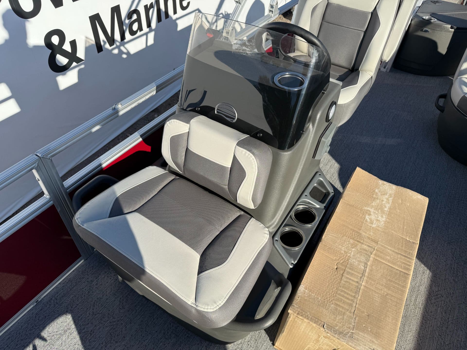 2026 Sun Tracker Bass Buggy 18 DLX - media 18