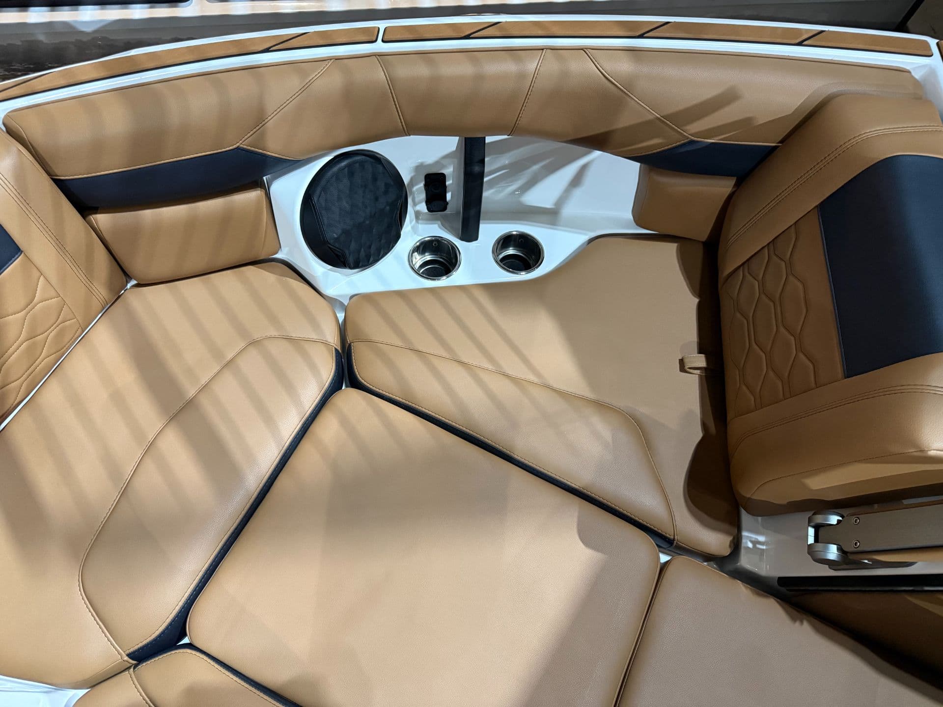 2026 Malibu Wakesetter 23 LSV - media 8