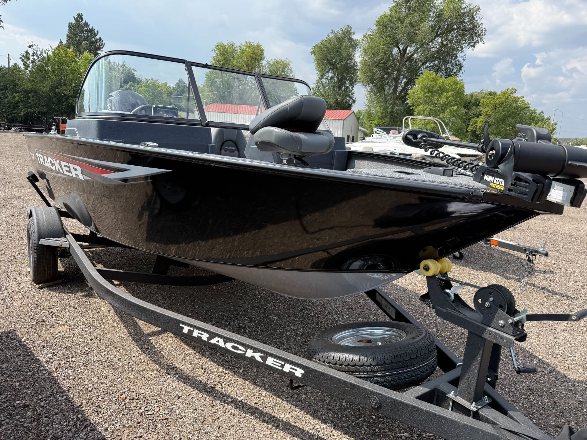 2026 Tracker Pro Guide V-175 WT - media 2