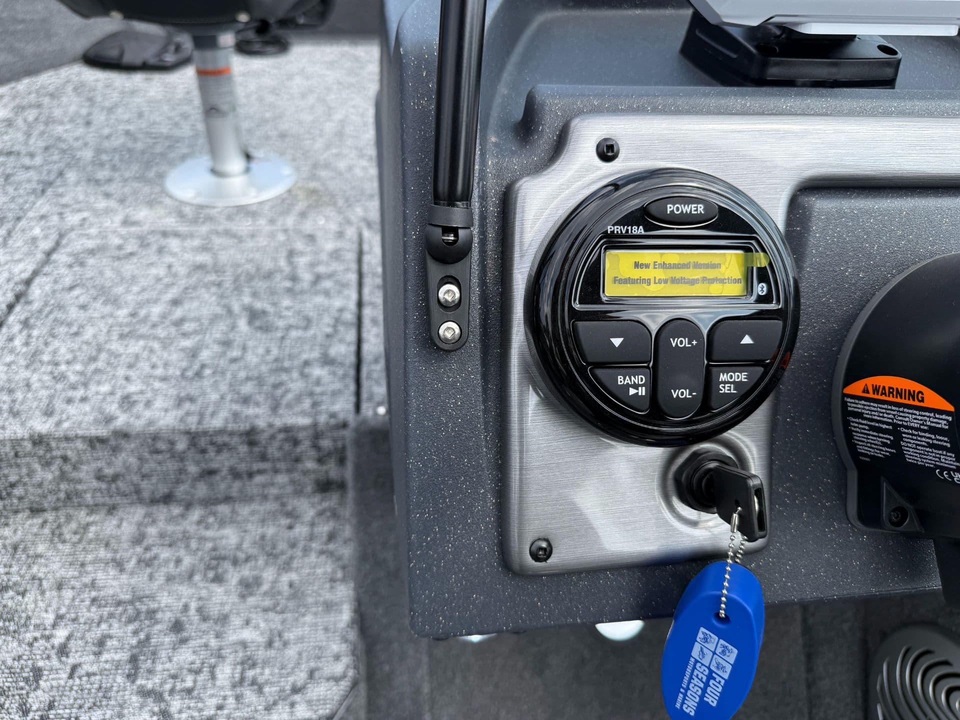 2026 Tracker Pro Guide V-175 WT - media 17