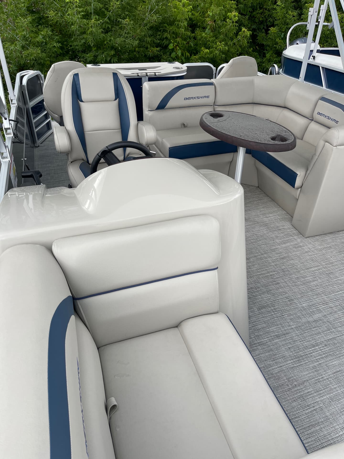 2022 Berkshire 18FCRGO - media 3