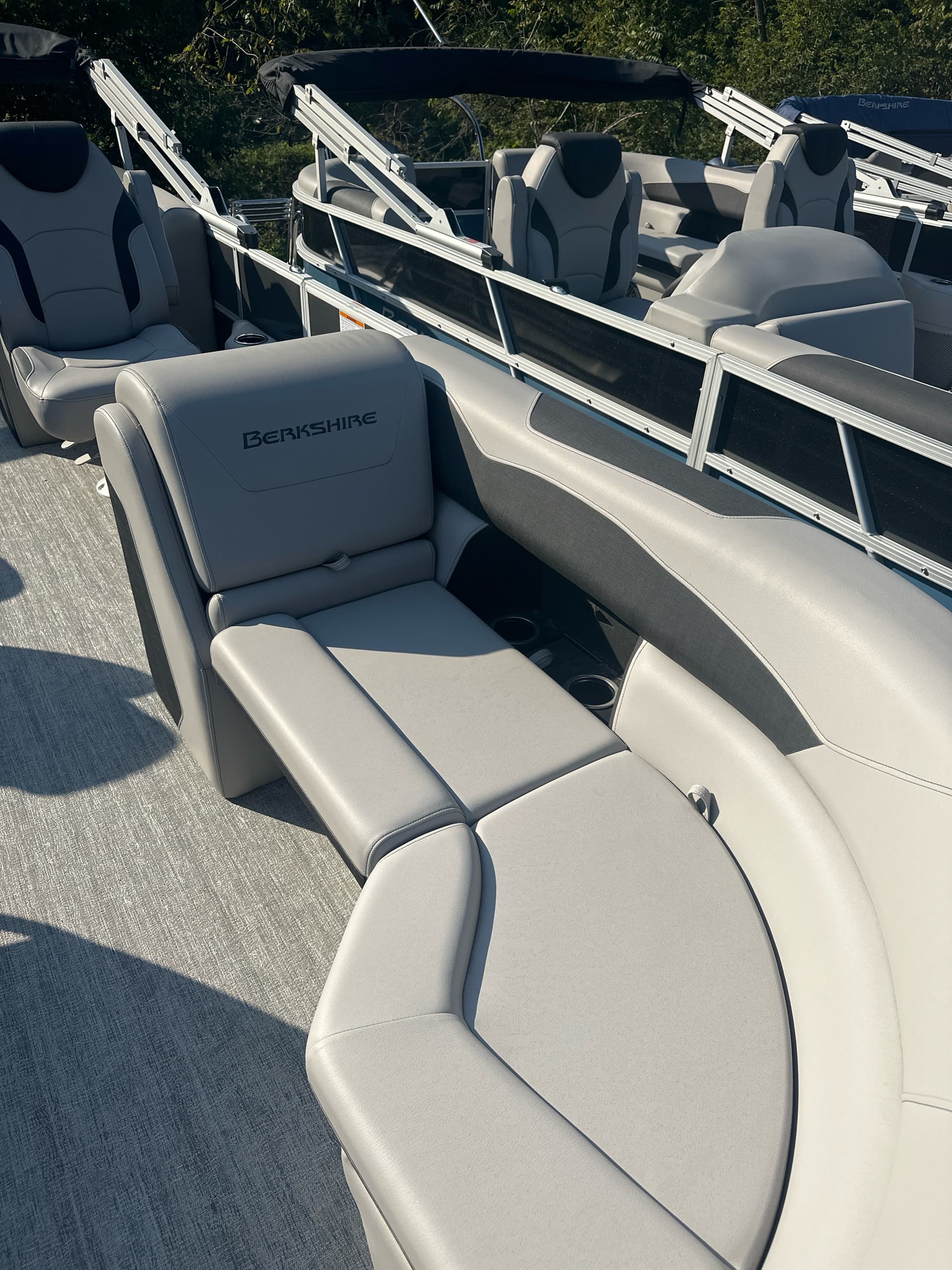 2025 Berkshire 22RFXLE275 - media 6
