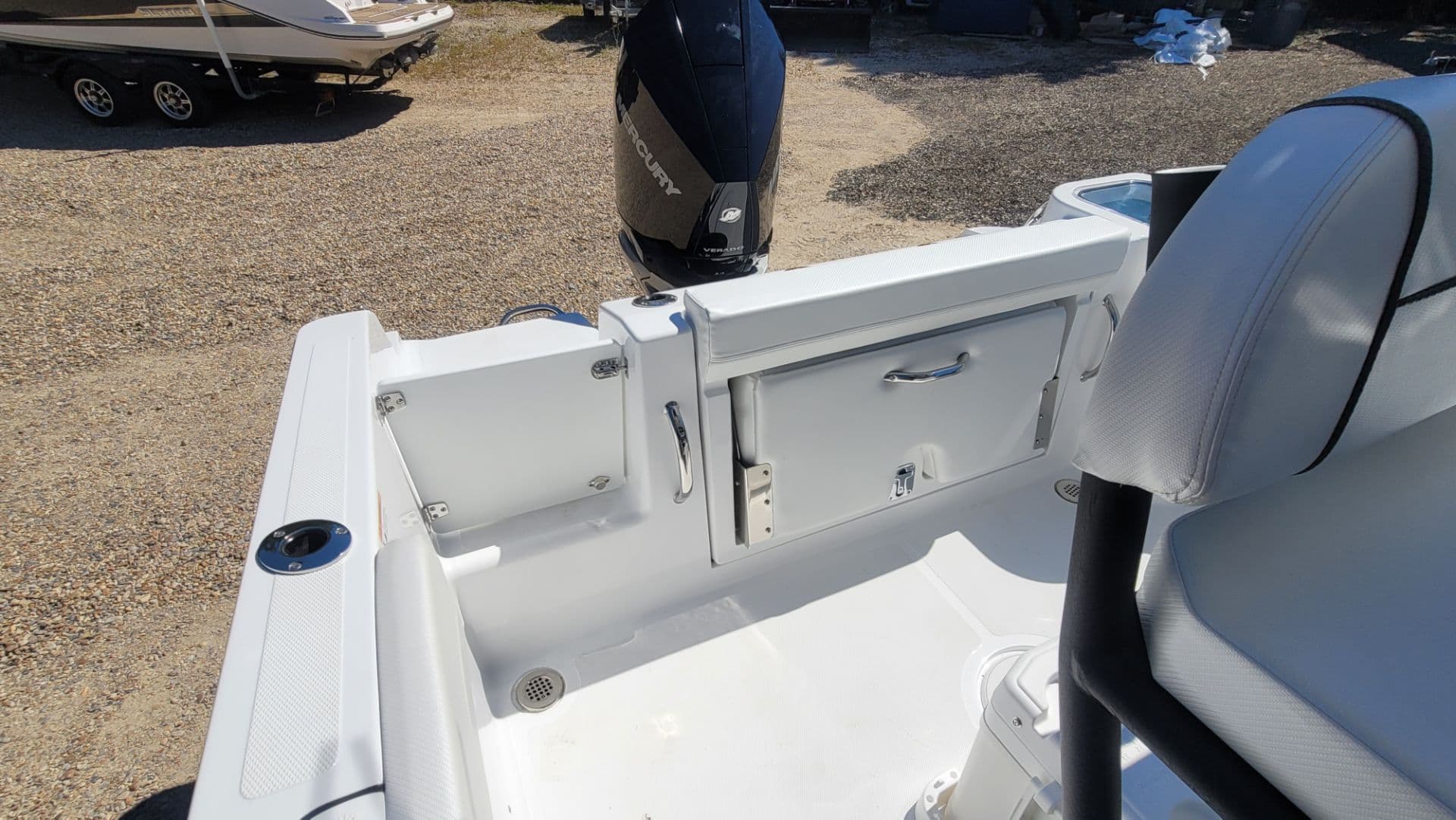 2026 Wellcraft 223 FISHERMAN - media 24