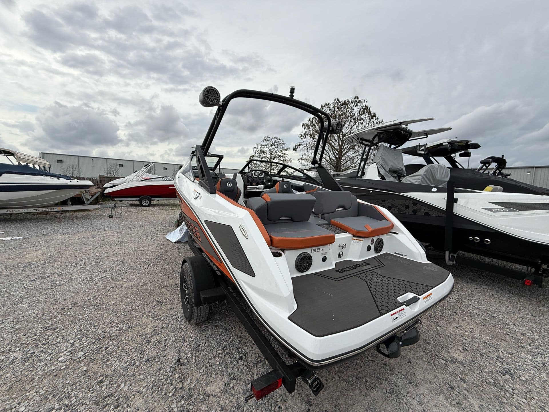 2025 Scarab 195 LX - media 4