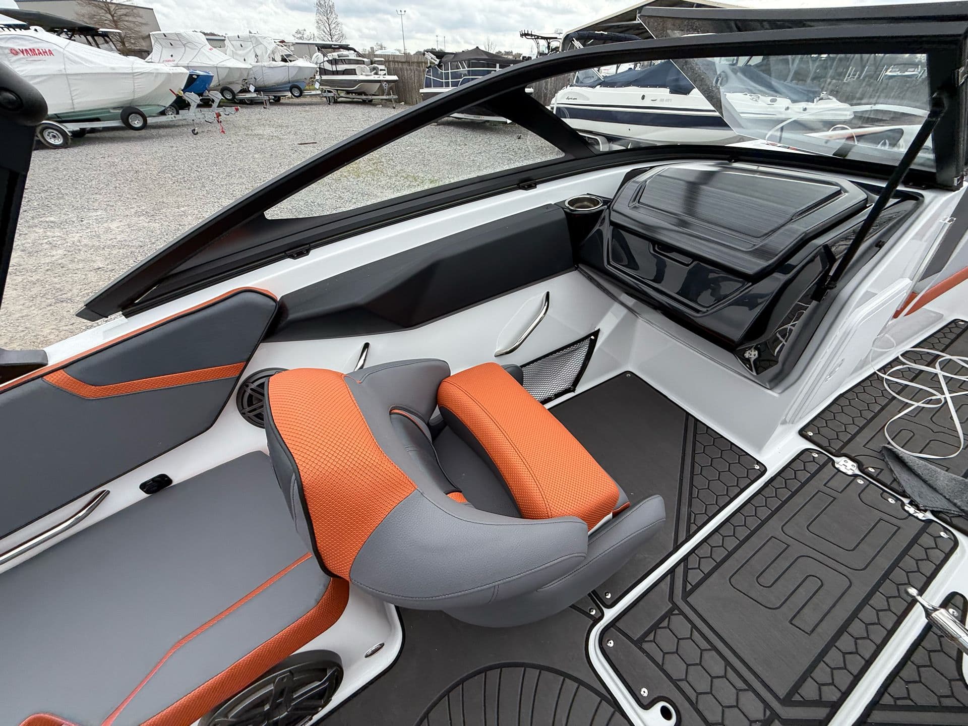 2025 Scarab 195 LX - media 9