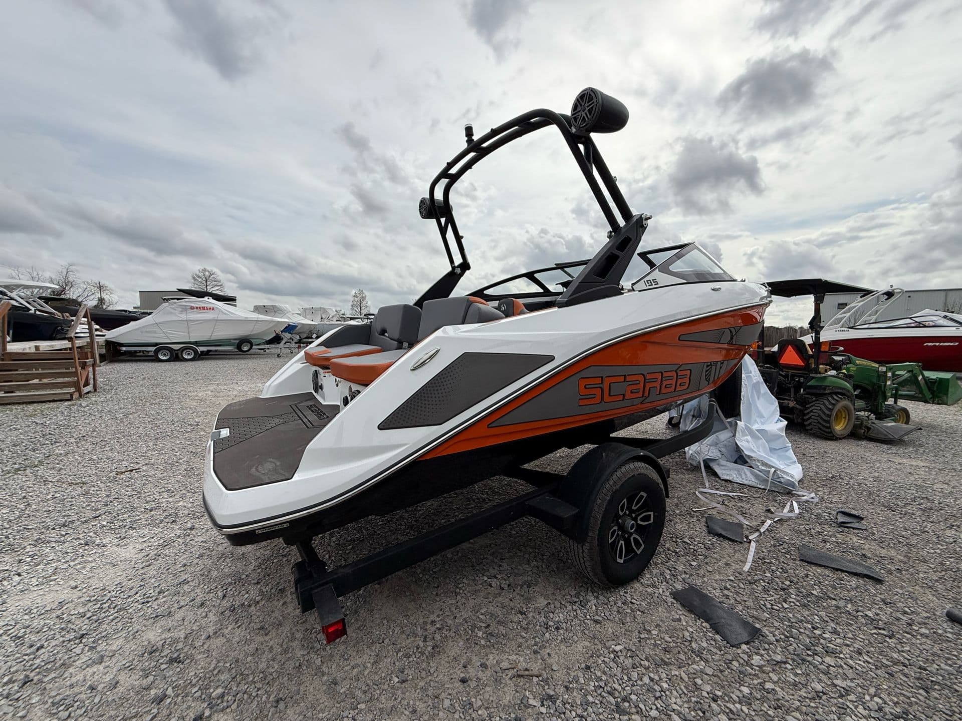 2025 Scarab 195 LX - media 31