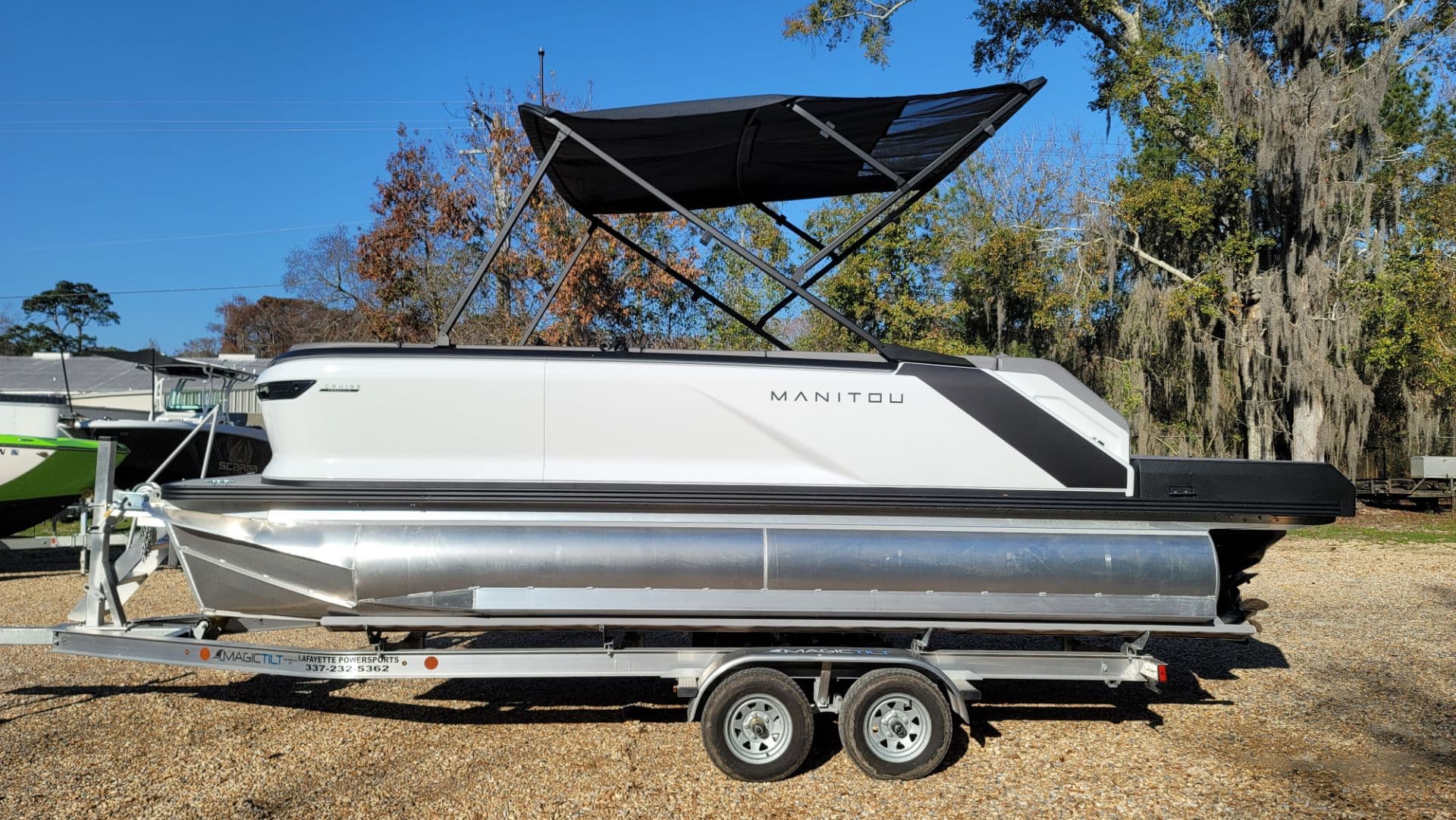 2025 Manitou Cruise 20 MAX Bench