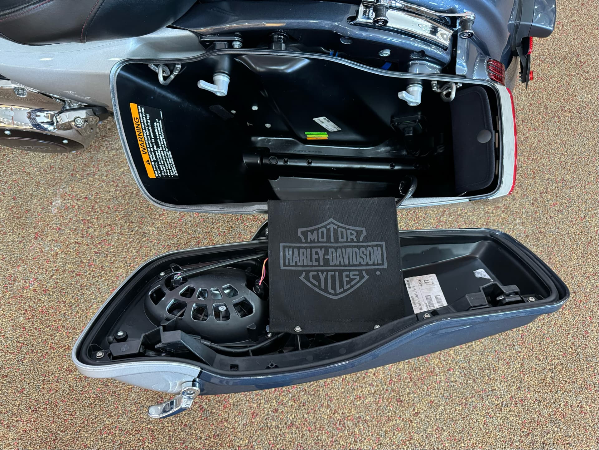 2019 Harley-Davidson CVO™ Street Glide® - media 23