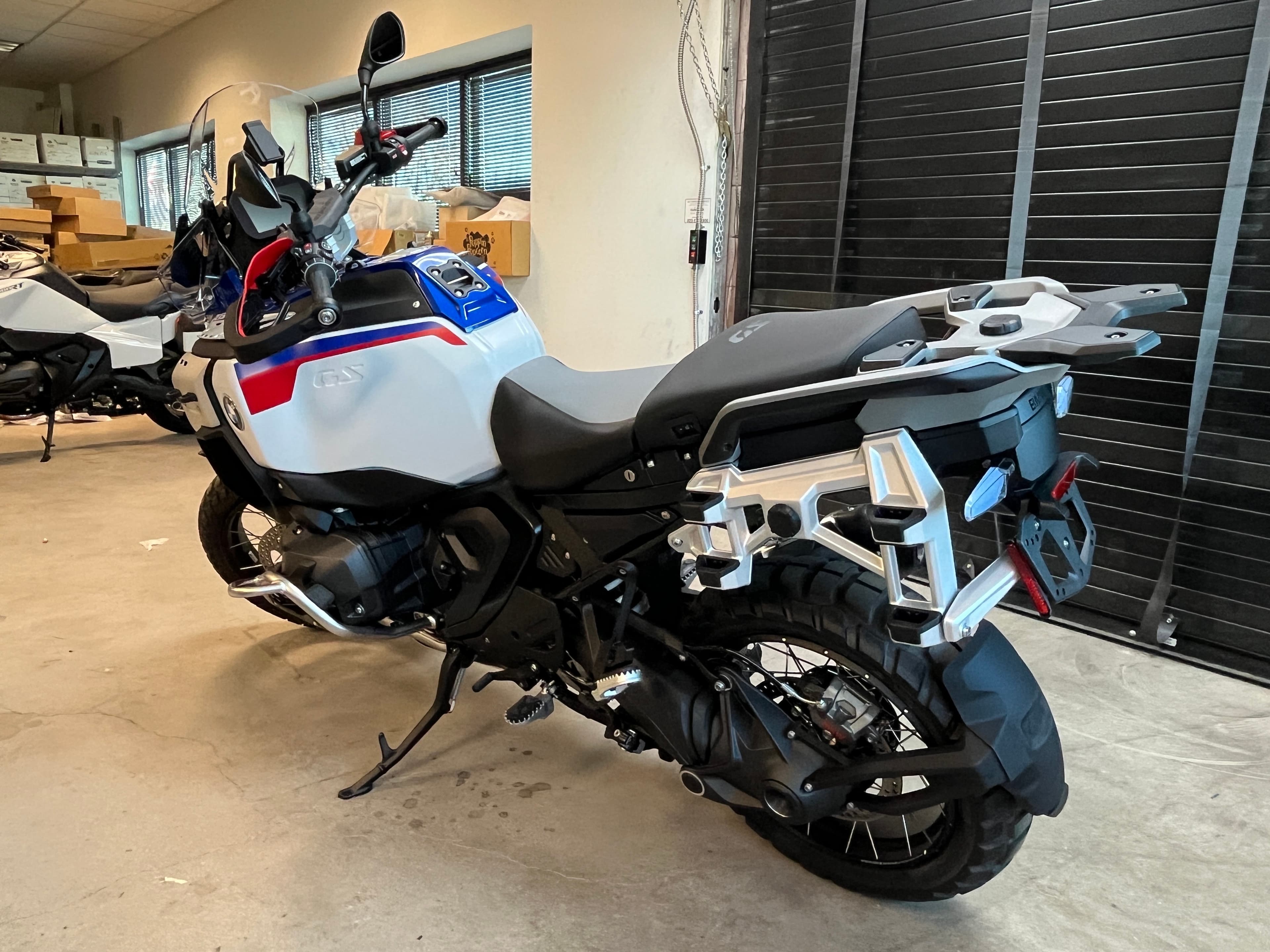 2026 BMW R 1300 GS Adventure - media 4