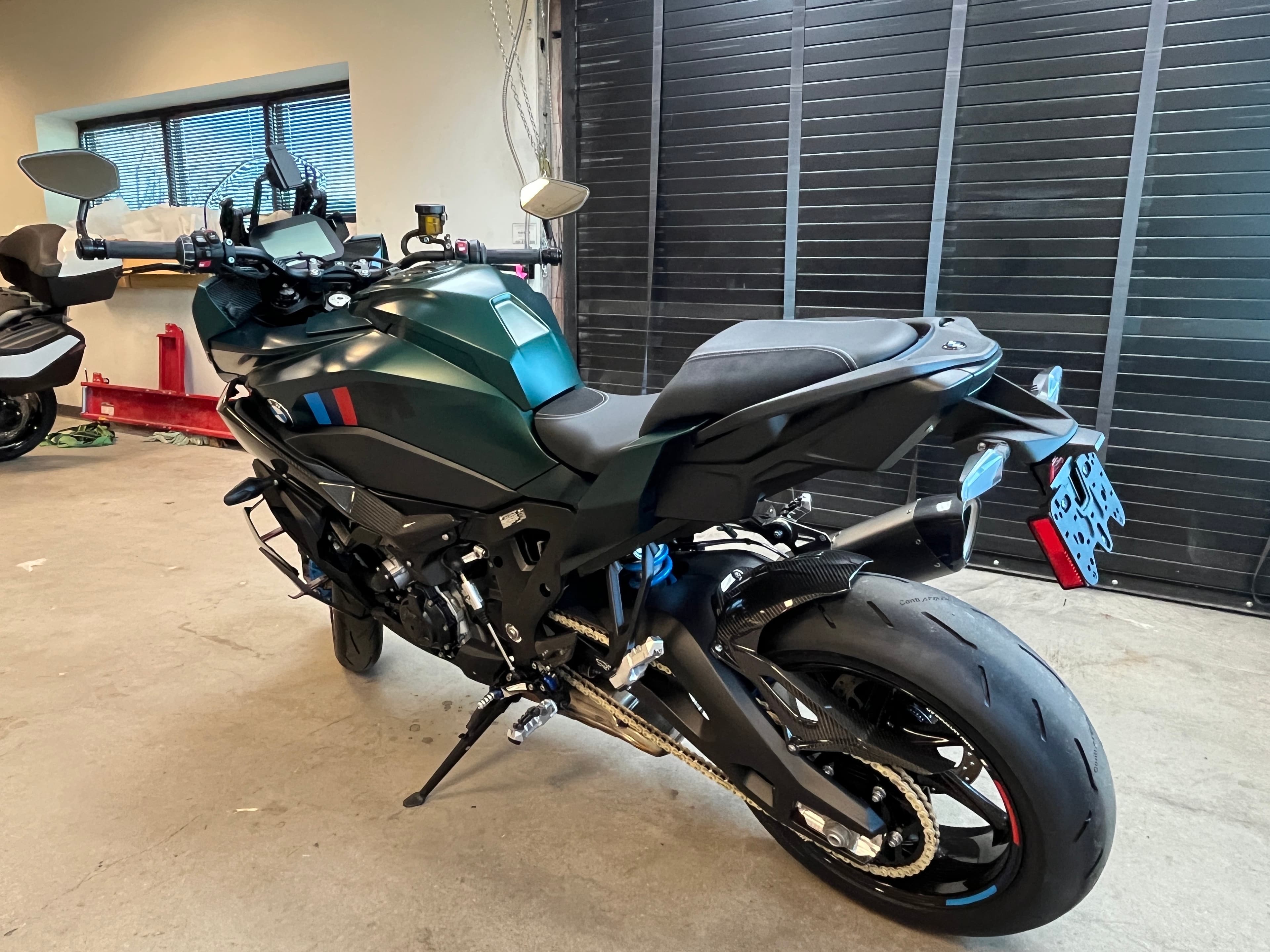 2026 BMW M 1000 XR - media 5