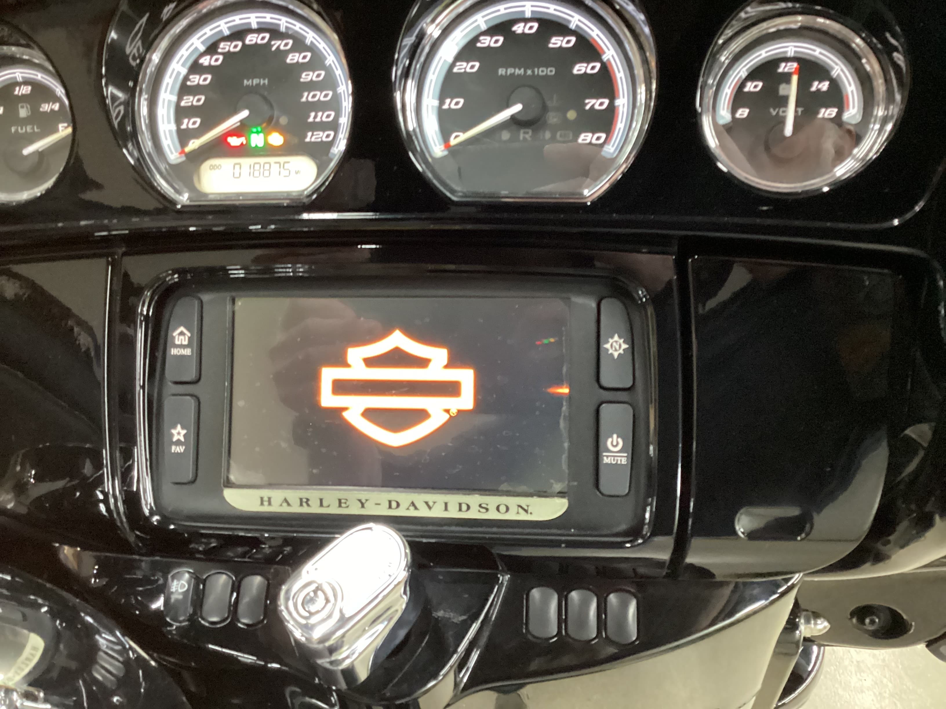 2017 Harley-Davidson Ultra Limited - media 7