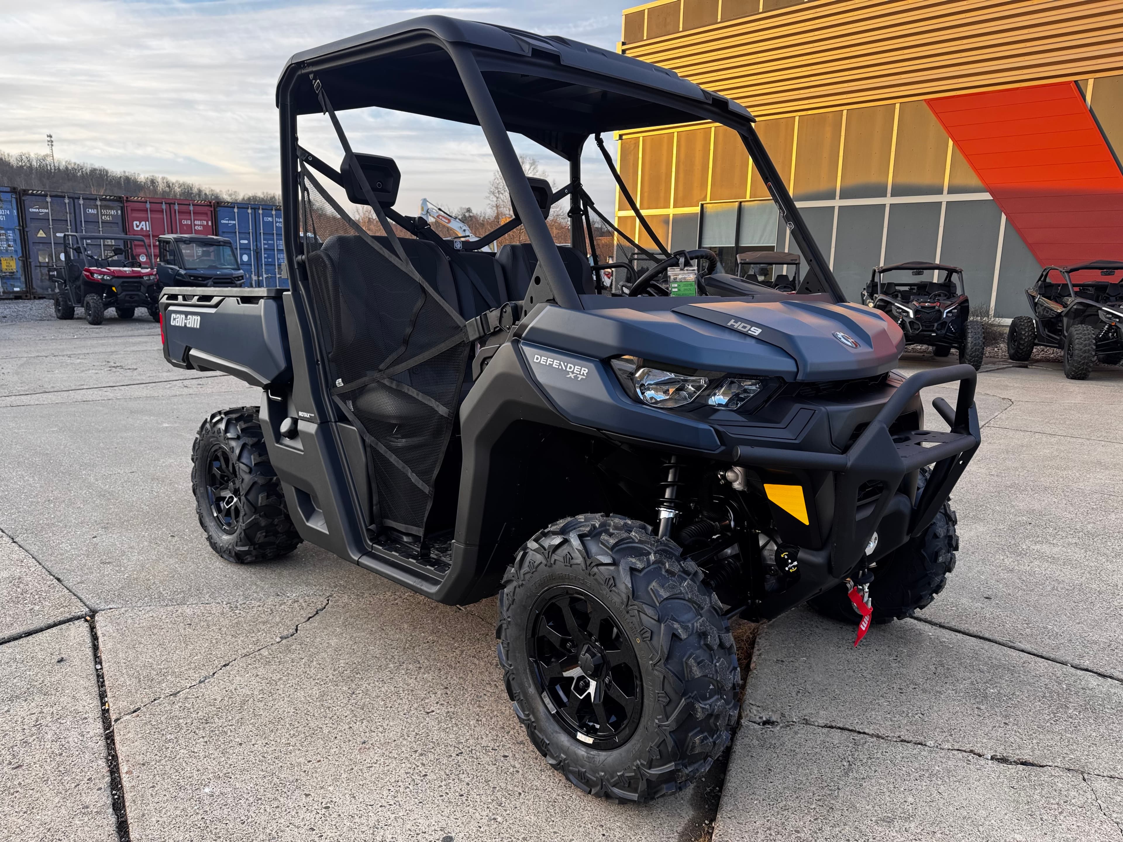 2026 Can-Am Defender XT HD9