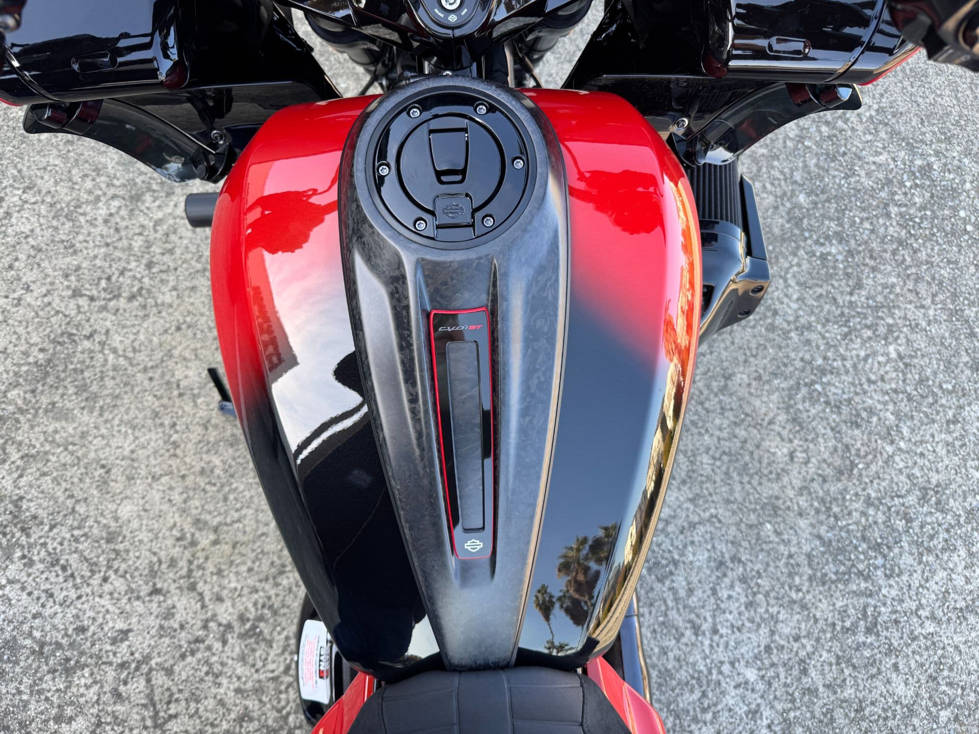 2026 Harley-Davidson CVO™ Road Glide® ST - media 5