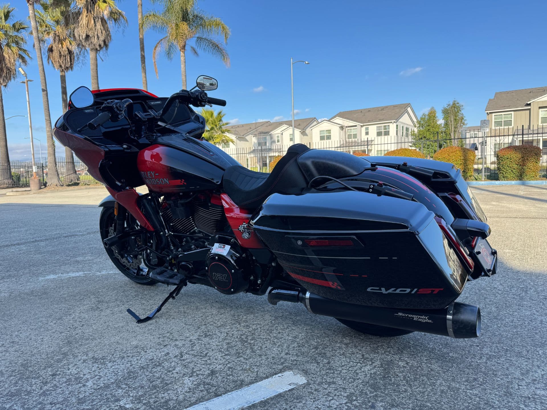 2026 Harley-Davidson CVO™ Road Glide® ST - media 9