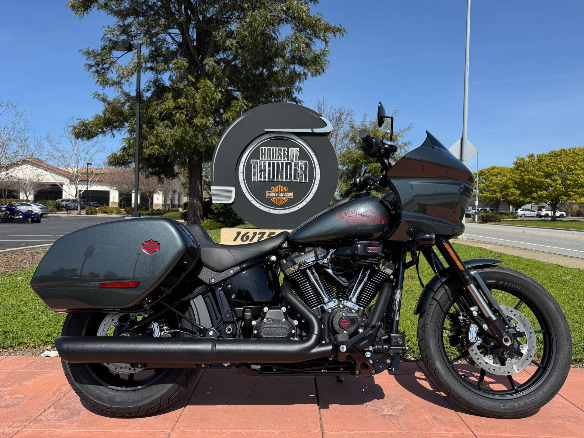 2025 Harley-Davidson Low Rider ST