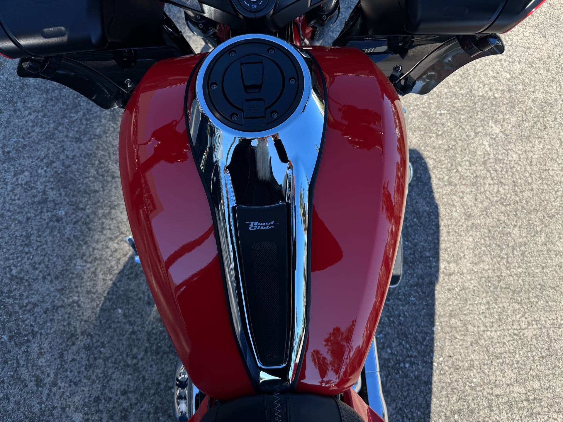 2026 Harley-Davidson Road Glide® - media 5