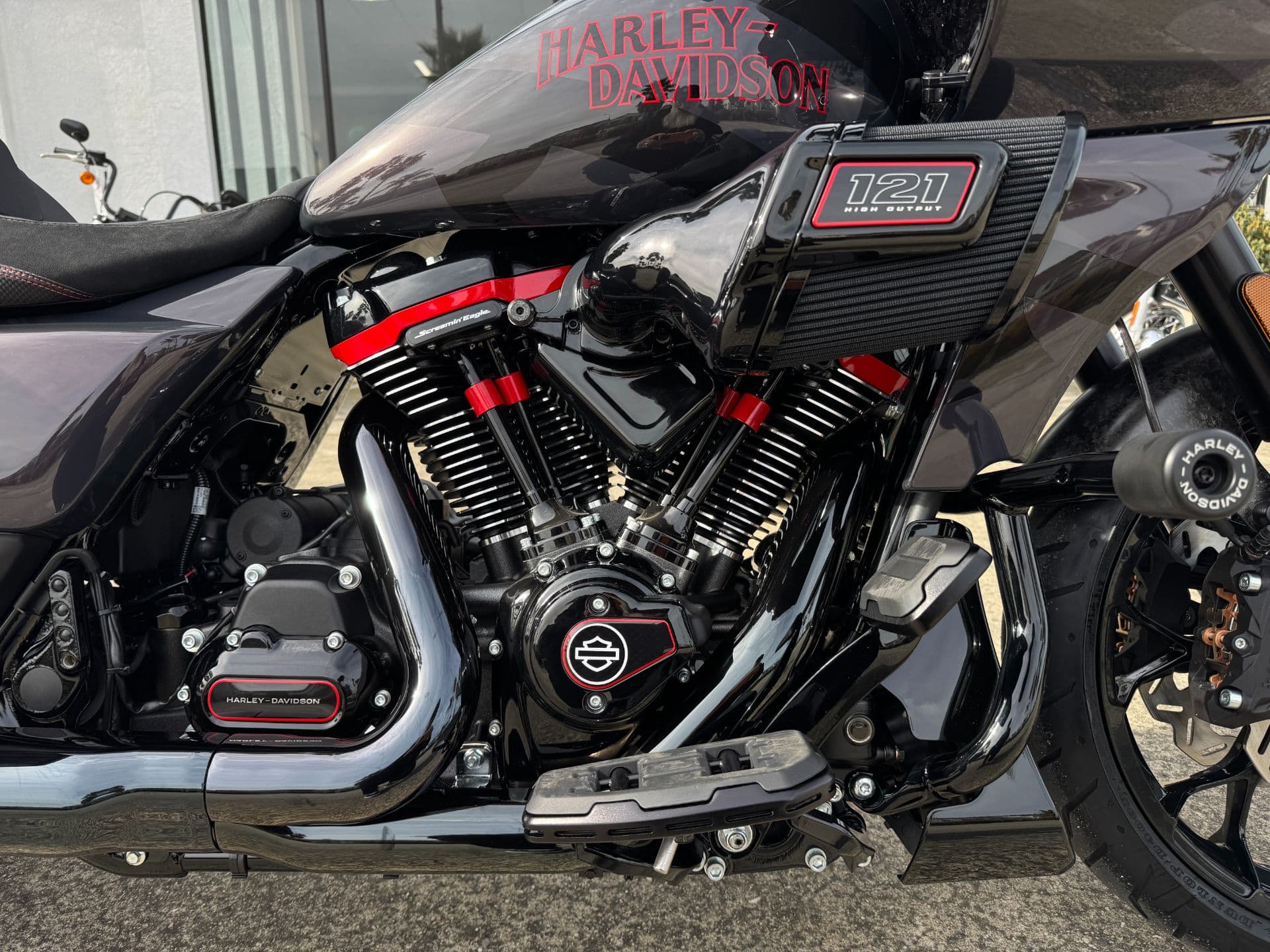 2026 Harley-Davidson CVO™ Road Glide® ST - media 3