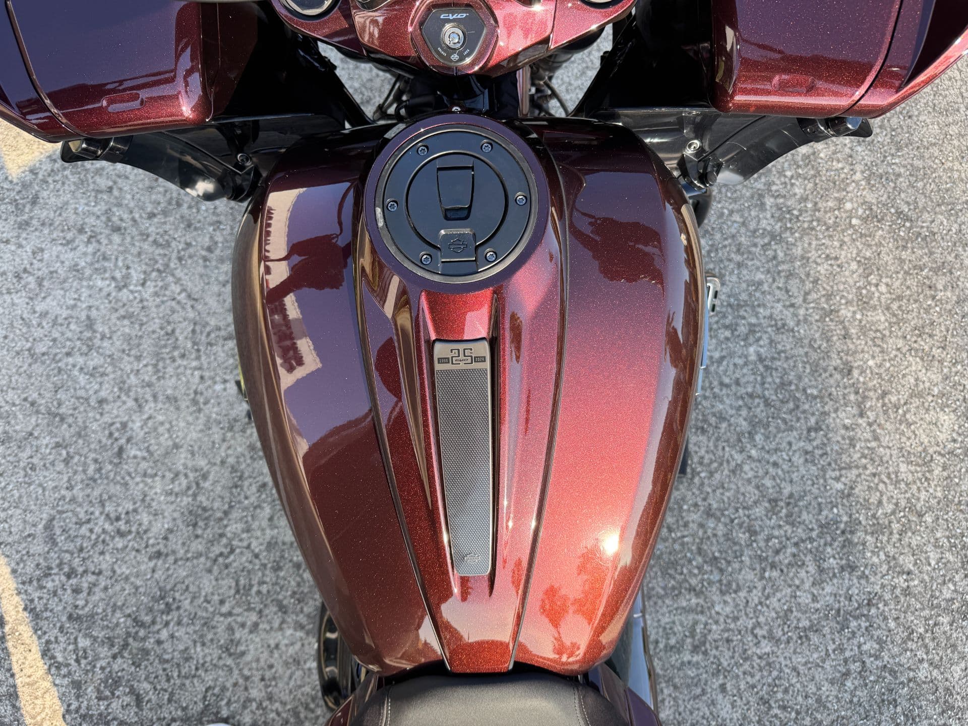 2024 Harley-Davidson CVO™ Road Glide® - media 5